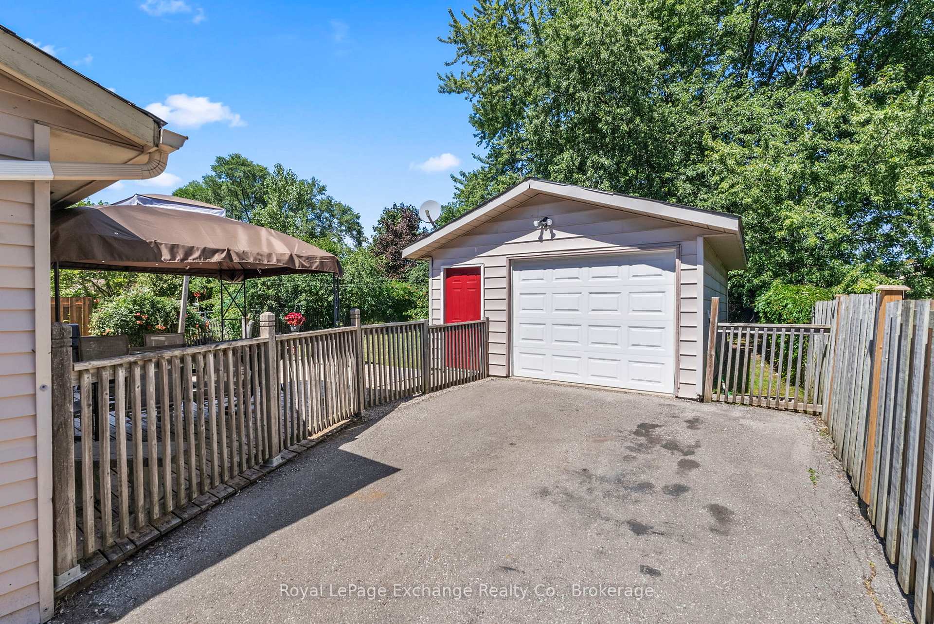 Photo 5 of 759 Palmateer Drive, Kincardine — HOMEH