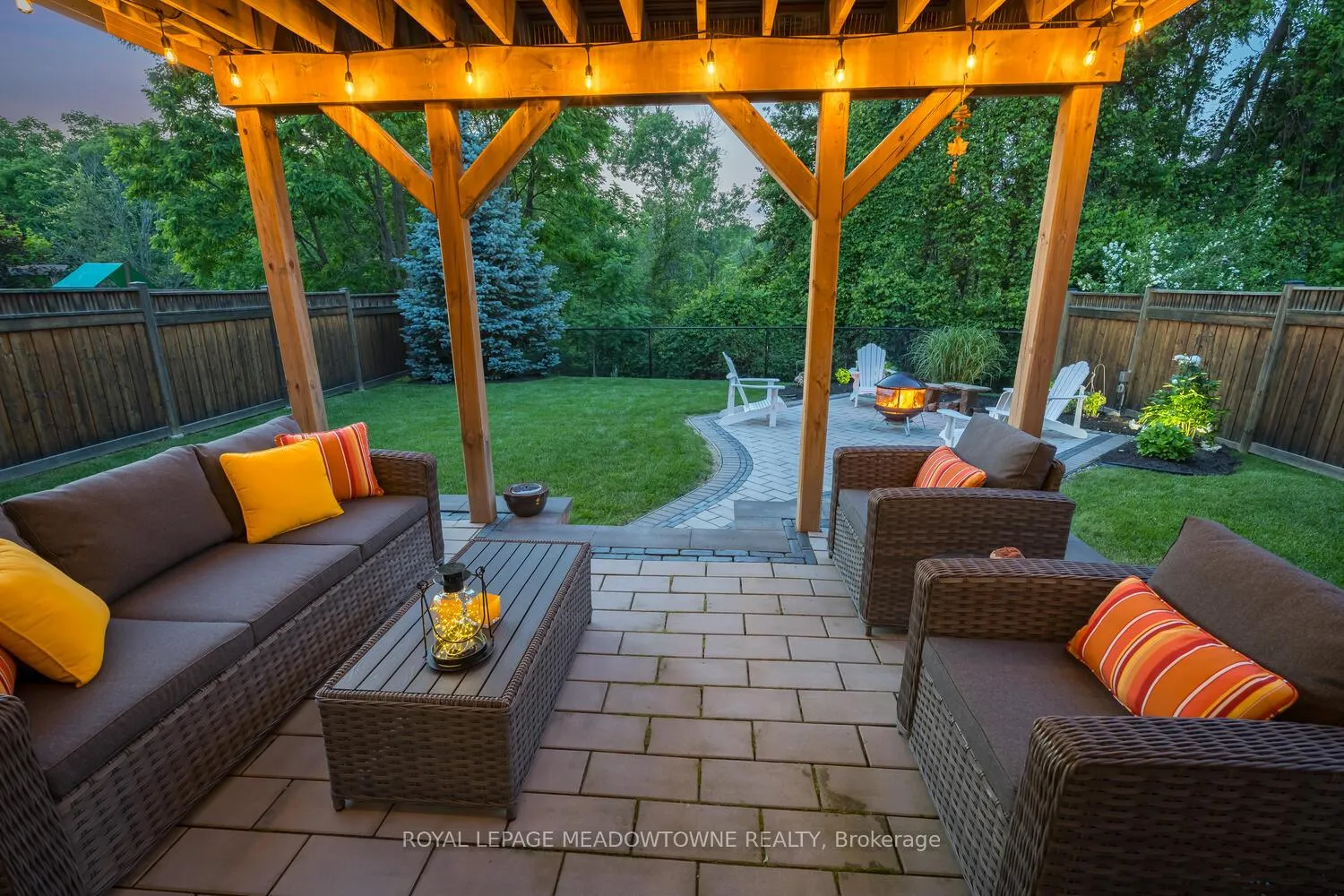 Photo 41 of 89 Foxtail Court, Halton Hills, Georgetown — HOMEH