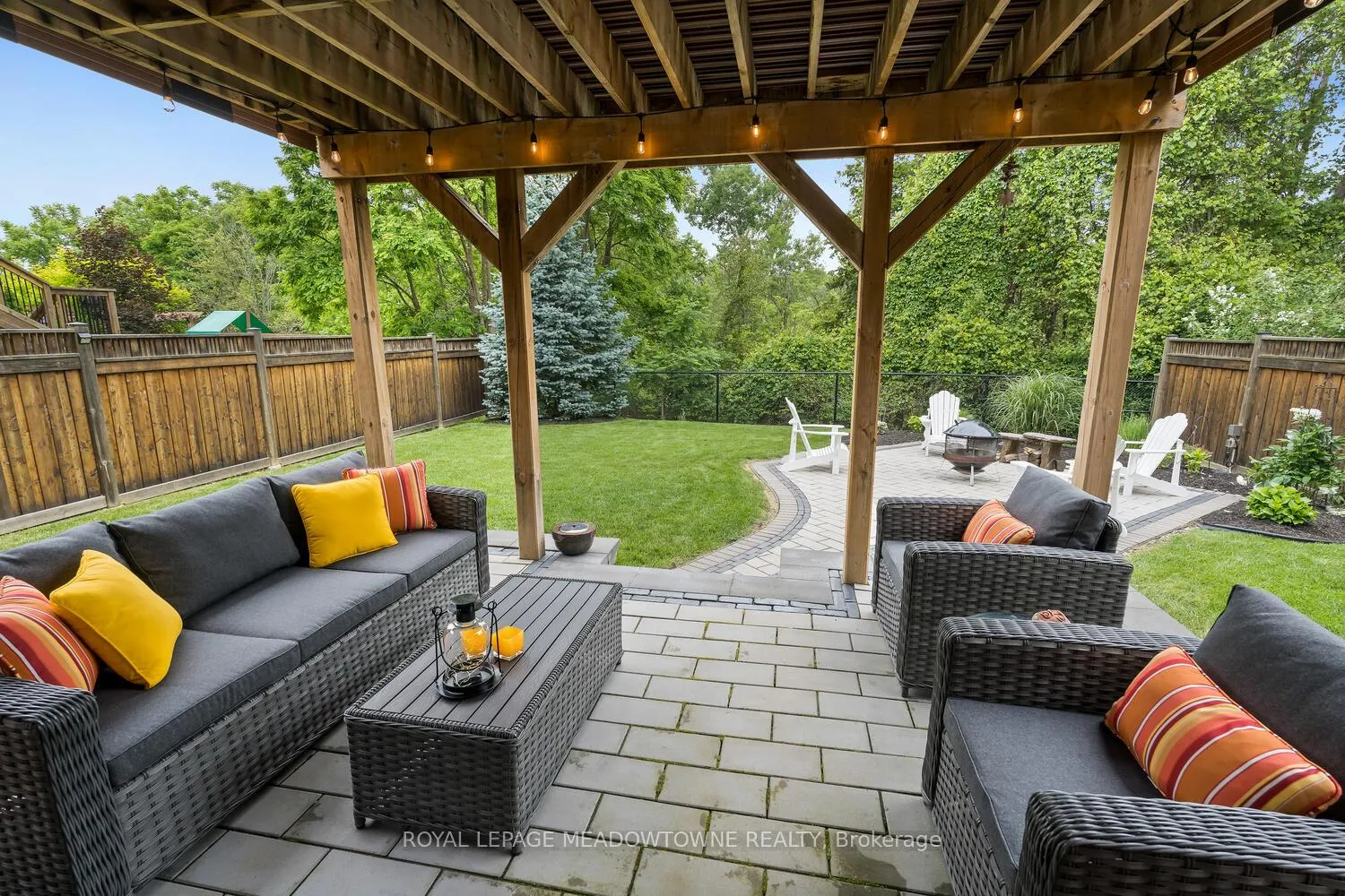 Photo 44 of 89 Foxtail Court, Halton Hills, Georgetown — HOMEH