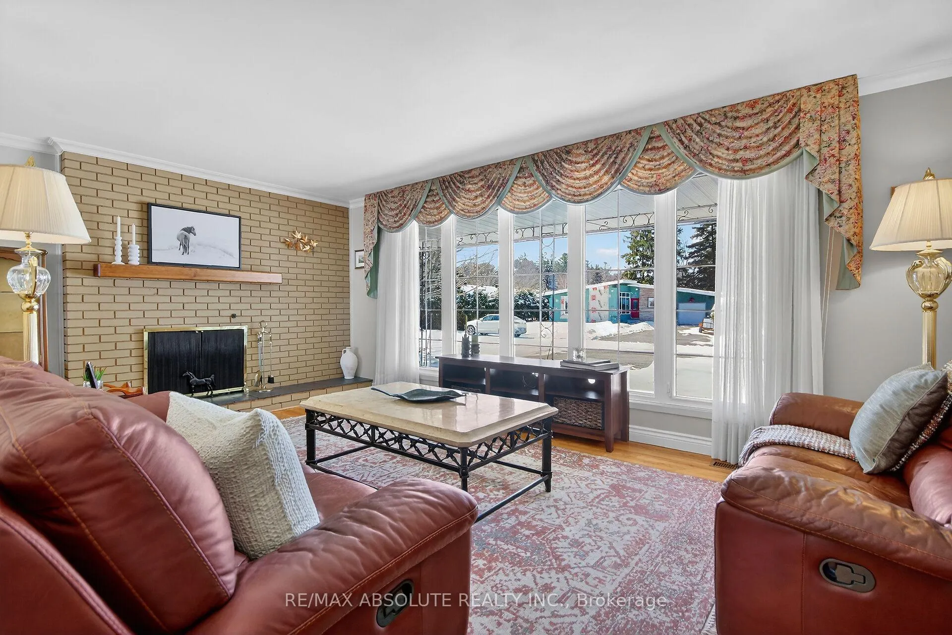 Photo 8 of 62 Foothills Drive, Ottawa, Lynwood Village — HOMEH