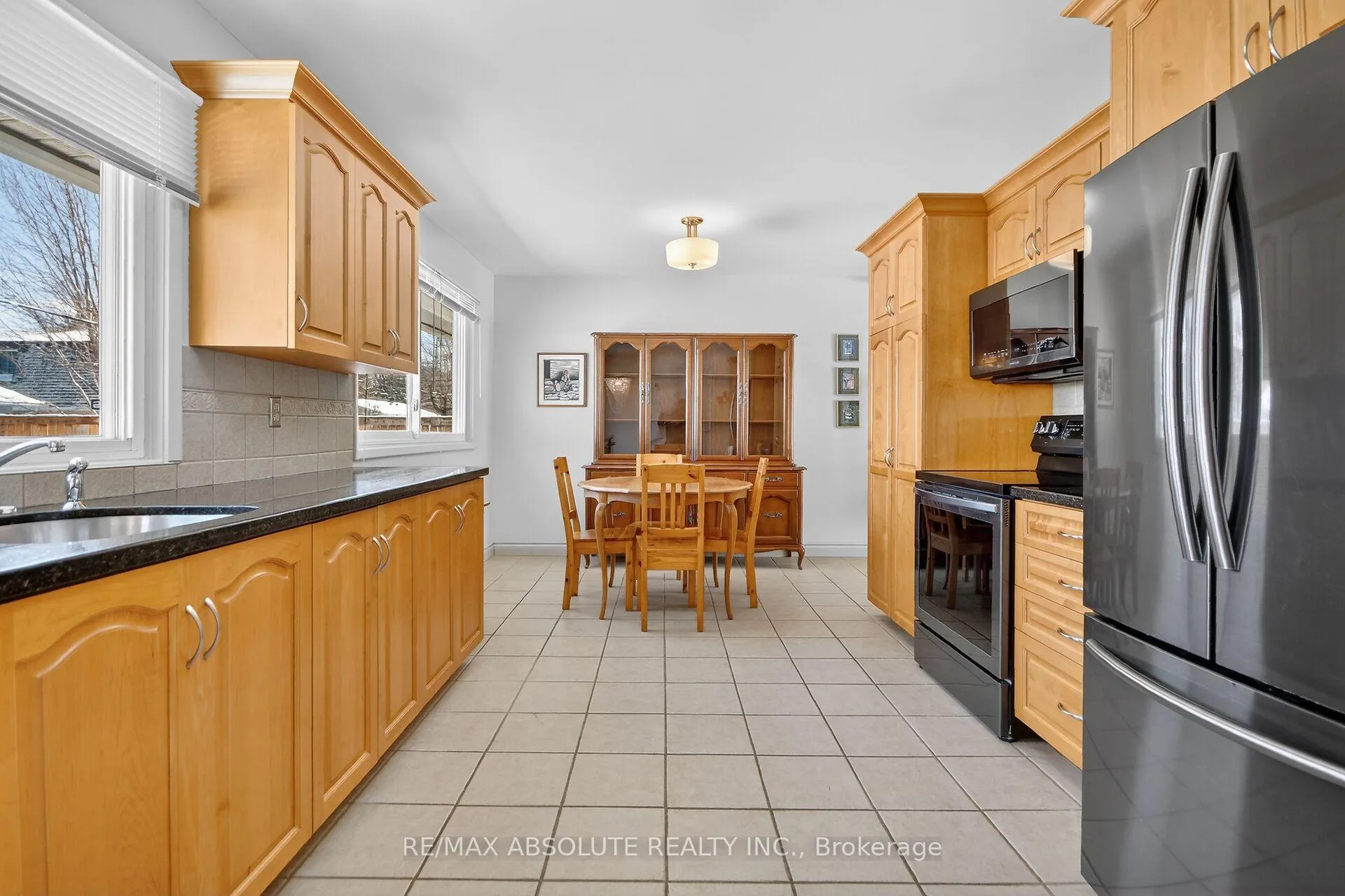 Photo 14 of 62 Foothills Drive, Ottawa, Lynwood Village — HOMEH