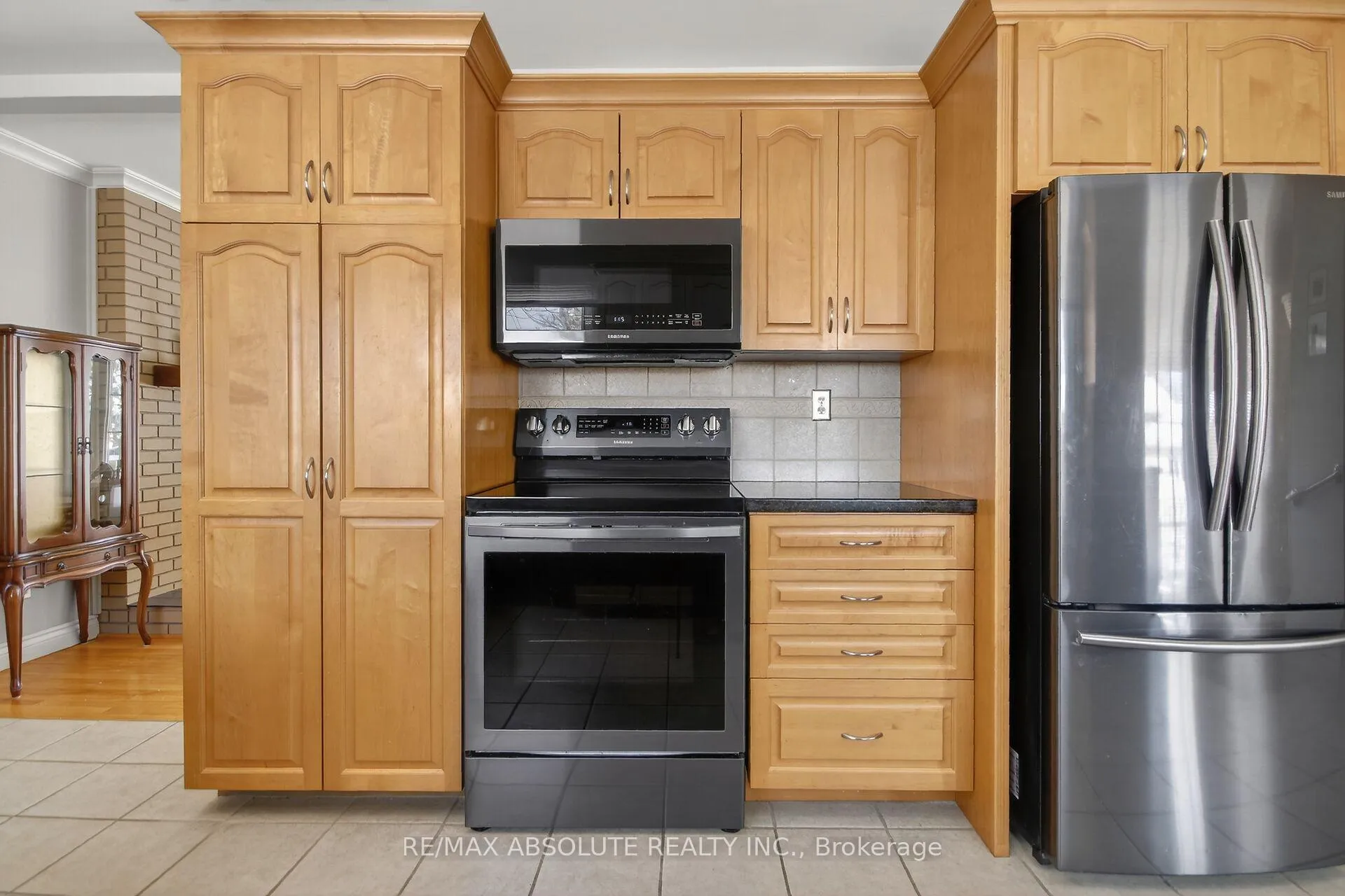 Photo 18 of 62 Foothills Drive, Ottawa, Lynwood Village — HOMEH