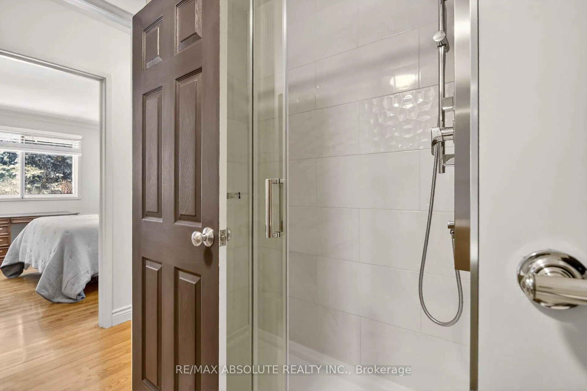 Photo 23 of 62 Foothills Drive, Ottawa, Lynwood Village — HOMEH