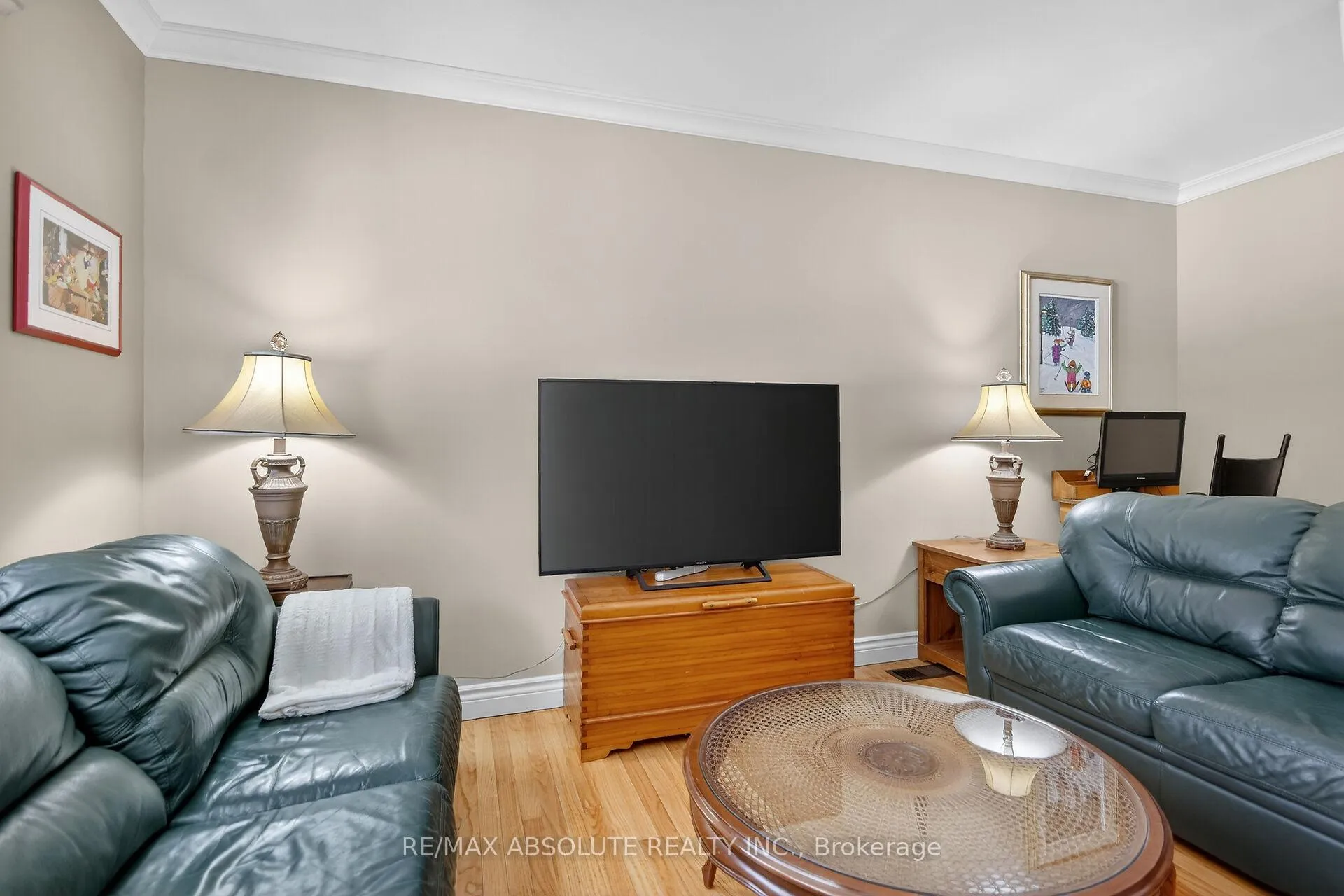 Photo 32 of 62 Foothills Drive, Ottawa, Lynwood Village — HOMEH
