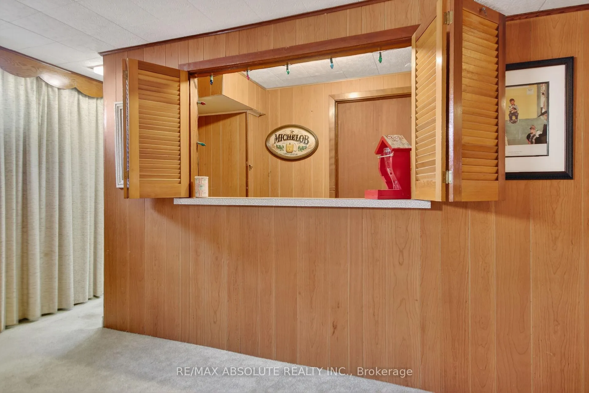 Photo 37 of 62 Foothills Drive, Ottawa, Lynwood Village — HOMEH