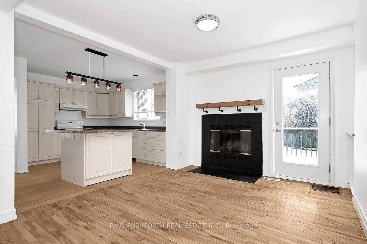 Photo 6 of Unit B, 56 Lotta Avenue, Ottawa, Meadowlands/St. Claire Gardens — HOMEH