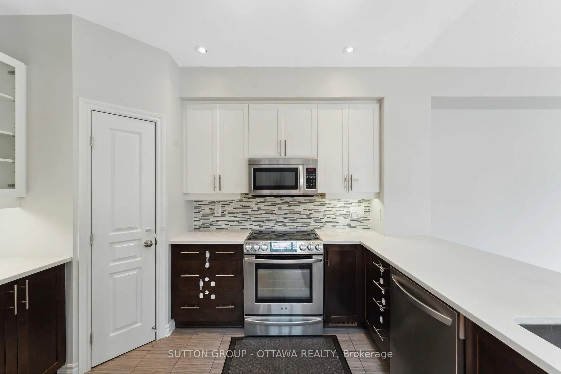 Photo 9 of 248 Keyrock Drive, Ottawa, Kanata - Kanata Lakes/Heritage Hills — HOMEH