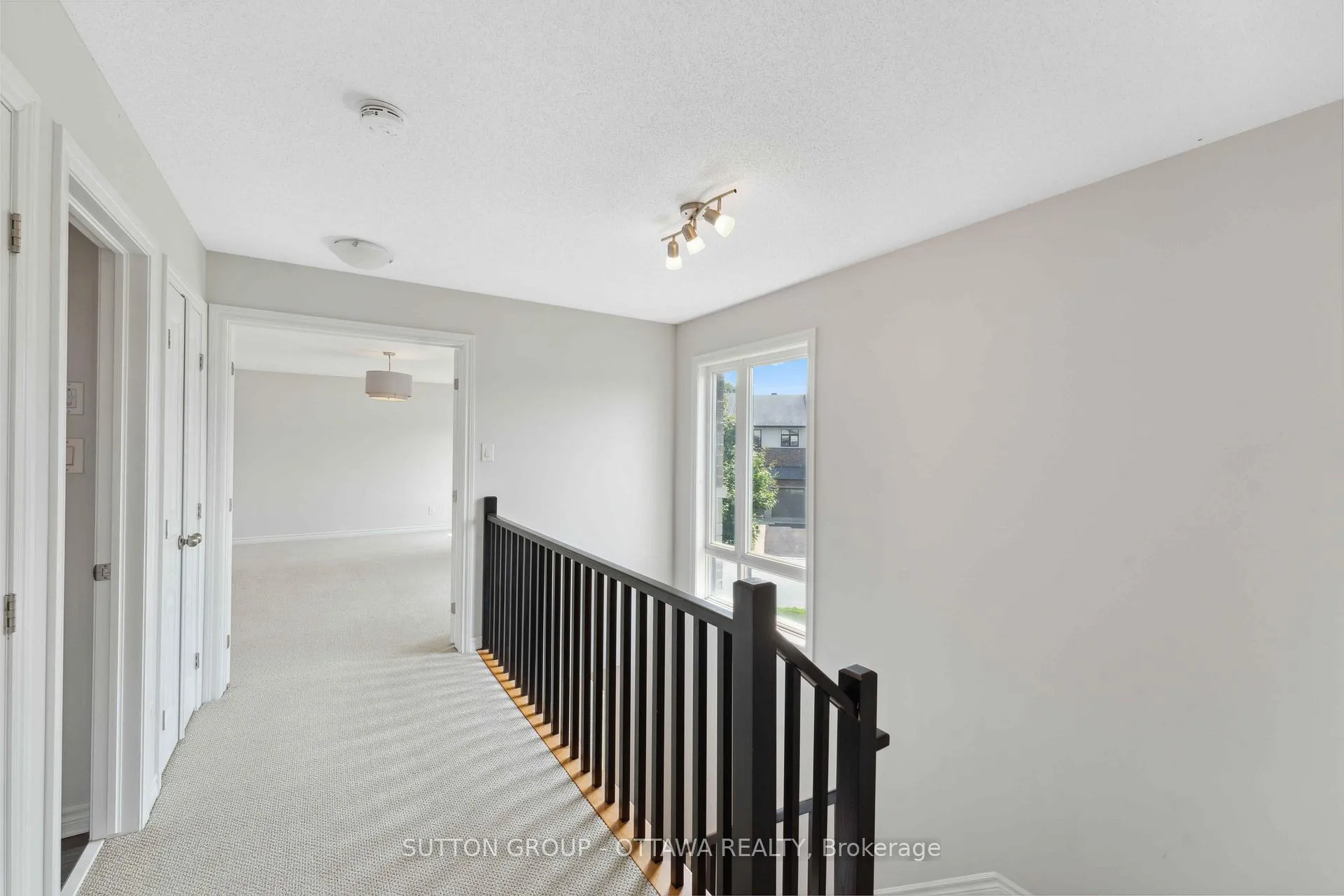 Photo 11 of 248 Keyrock Drive, Ottawa, Kanata - Kanata Lakes/Heritage Hills — HOMEH