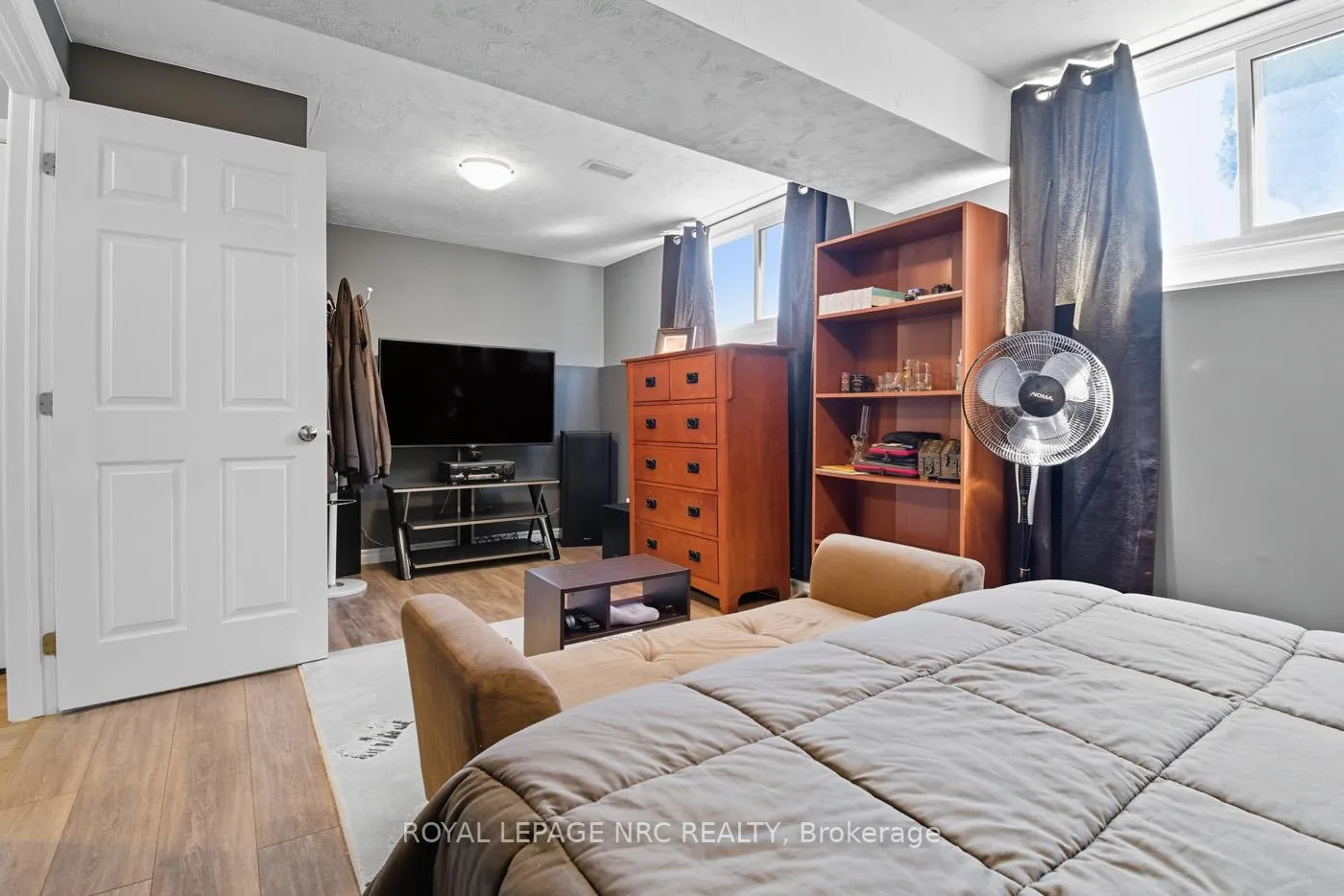 Photo 22 of 117 Bartlett Street, Thorold, Allanburg/Thorold South — HOMEH