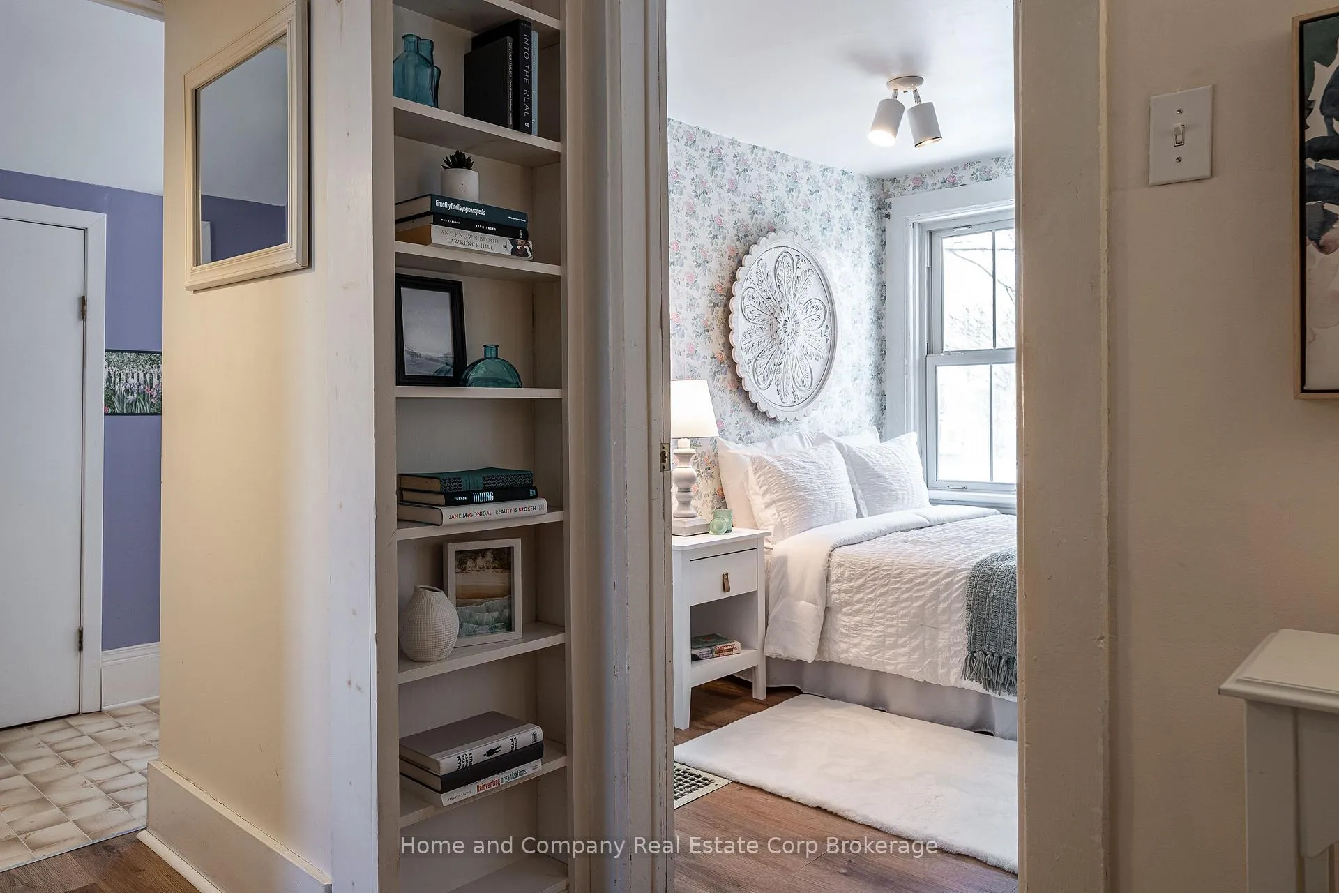 Photo 4 of 70 Dufferin Street, Stratford — HOMEH