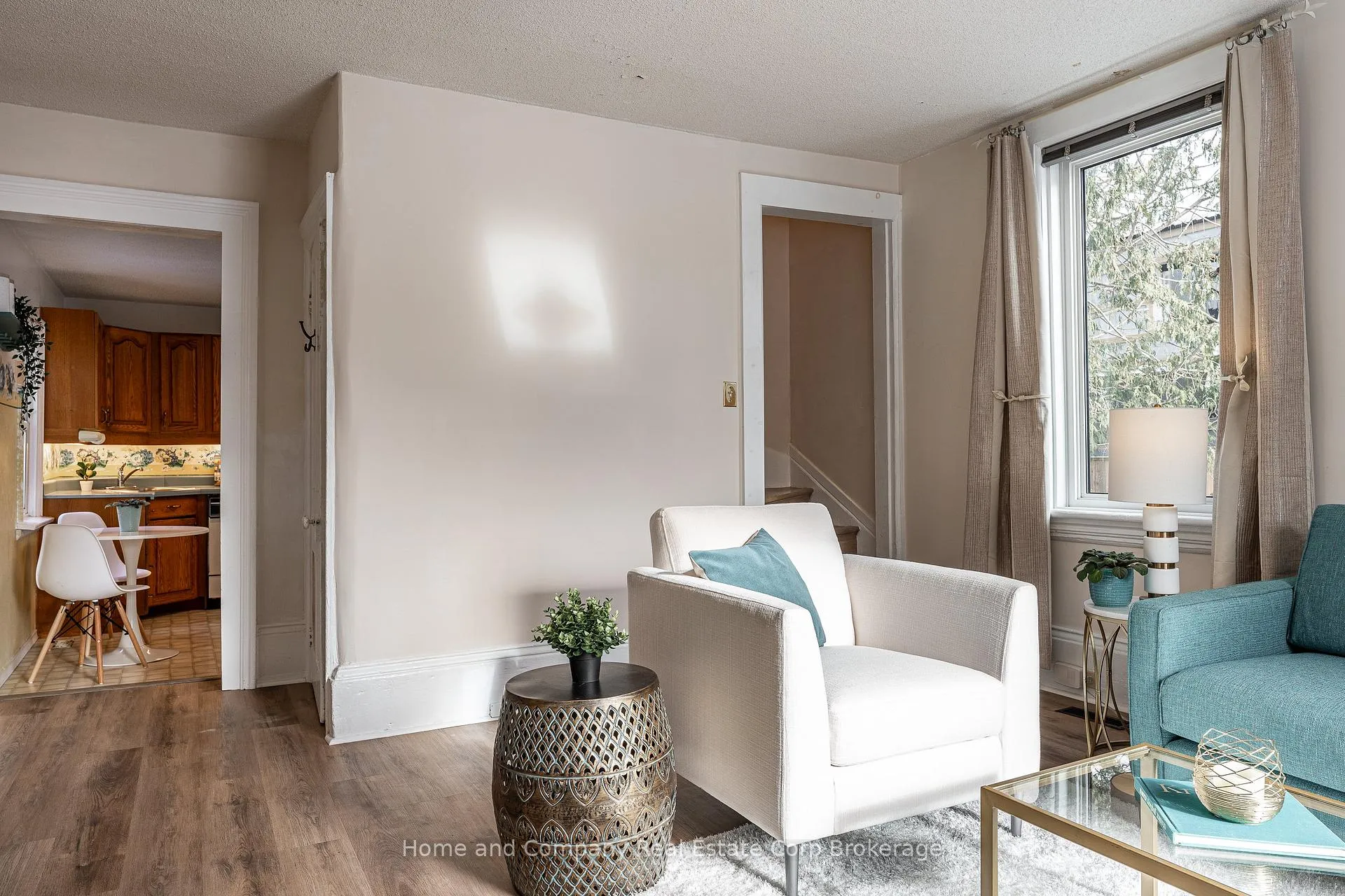 Photo 10 of 70 Dufferin Street, Stratford — HOMEH