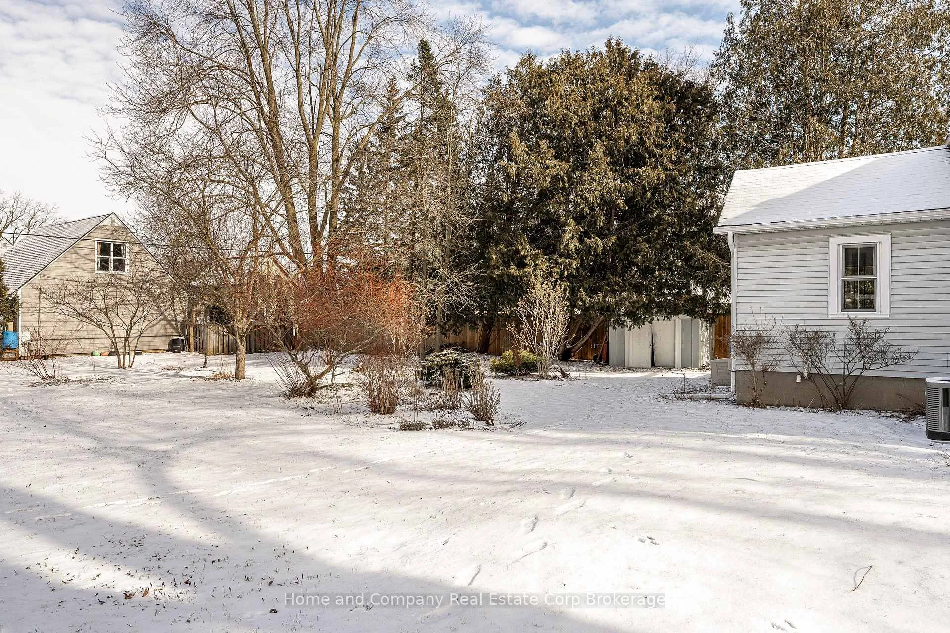 Photo 29 of 70 Dufferin Street, Stratford — HOMEH