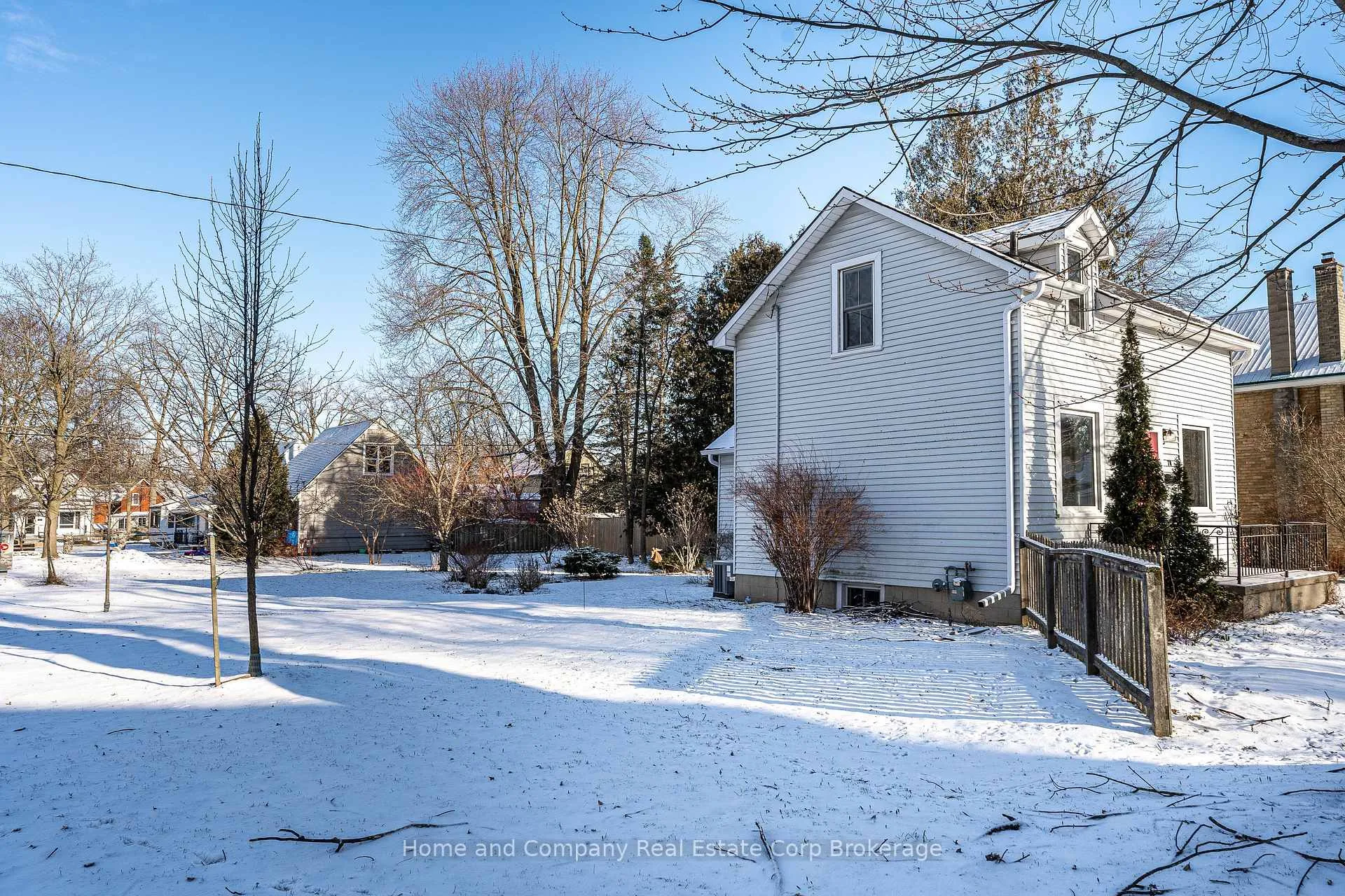 Photo 31 of 70 Dufferin Street, Stratford — HOMEH