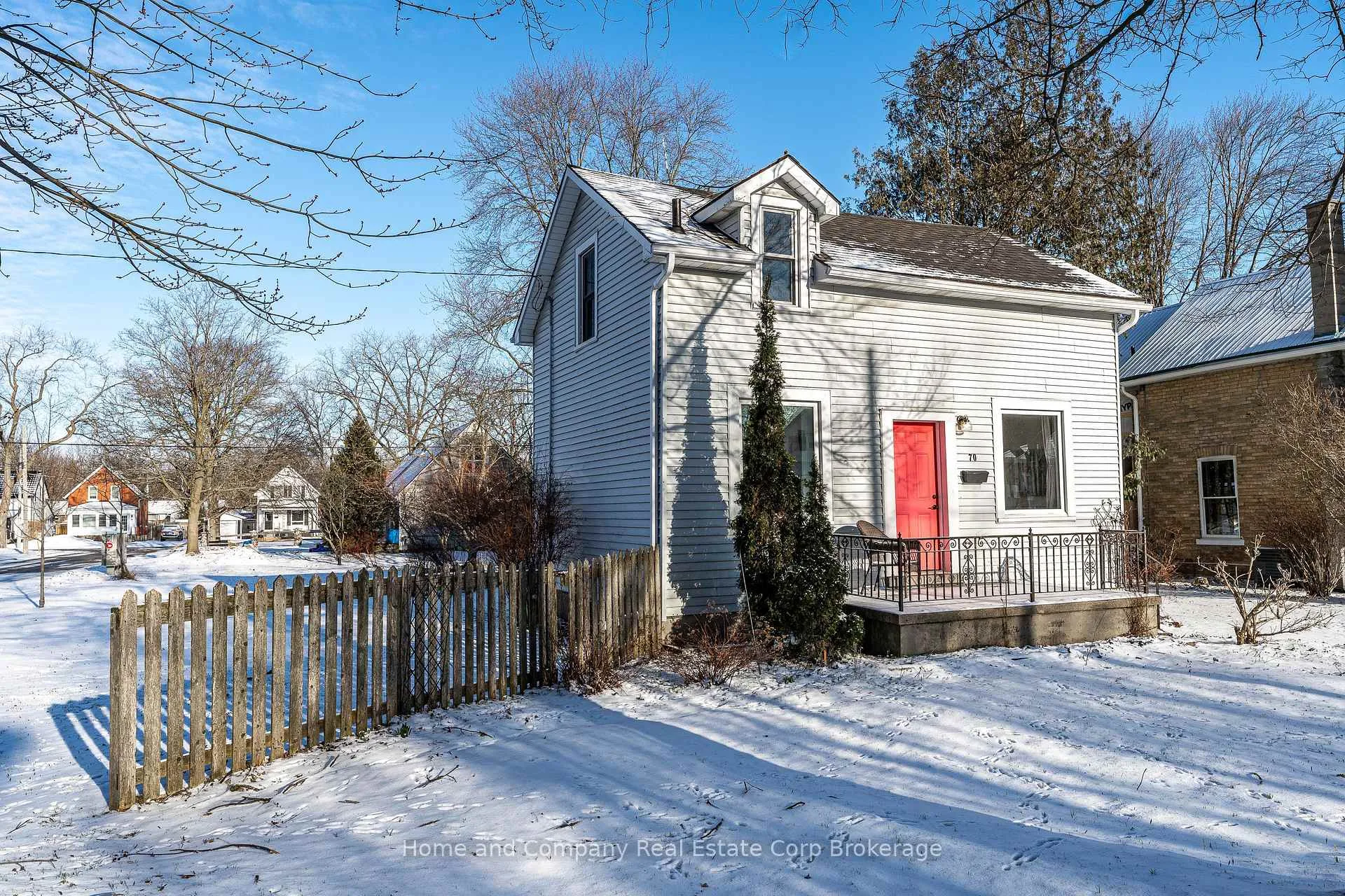 Photo 33 of 70 Dufferin Street, Stratford — HOMEH