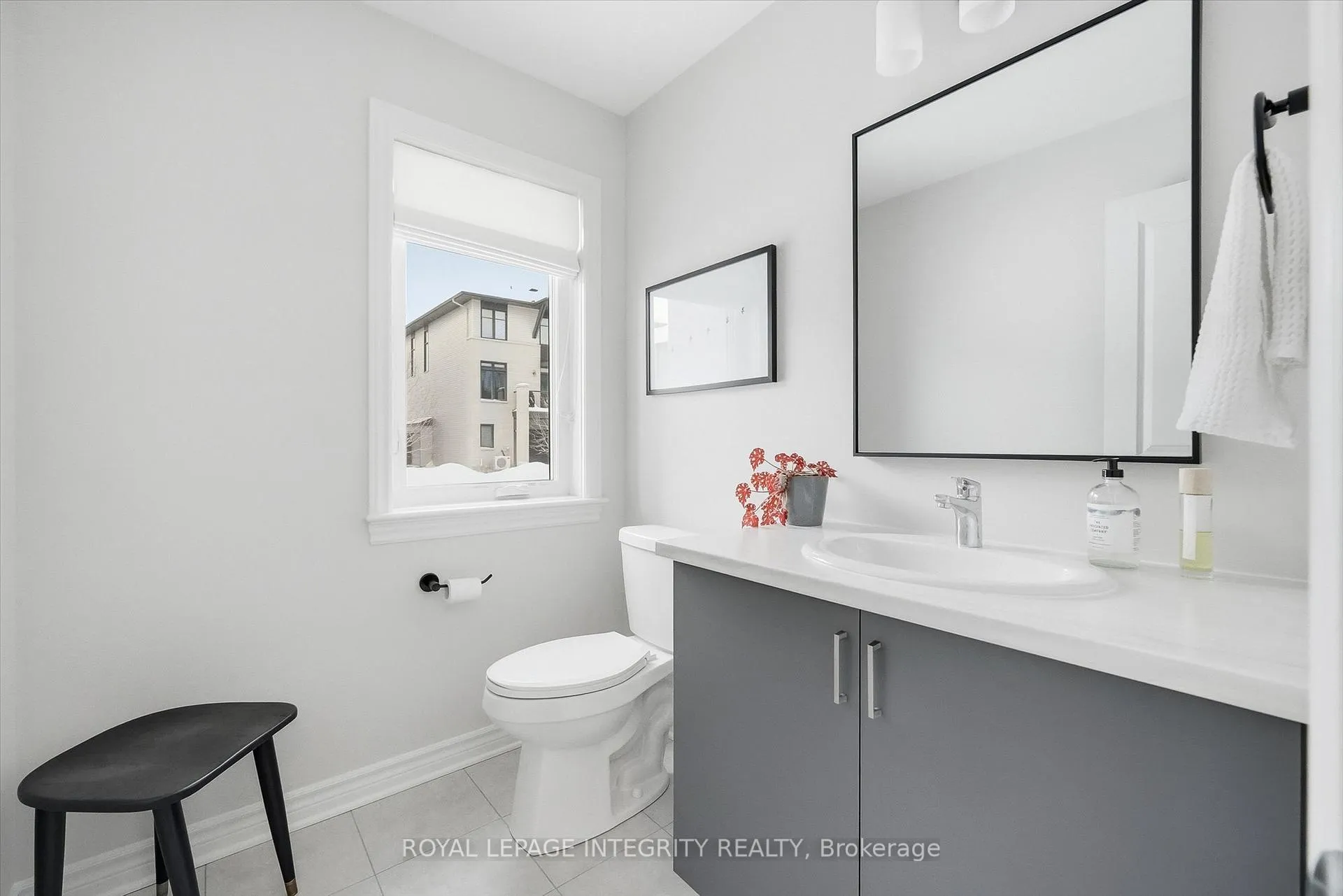 Photo 5 of 518 Stadacone Row, Ottawa, Avalon West — HOMEH