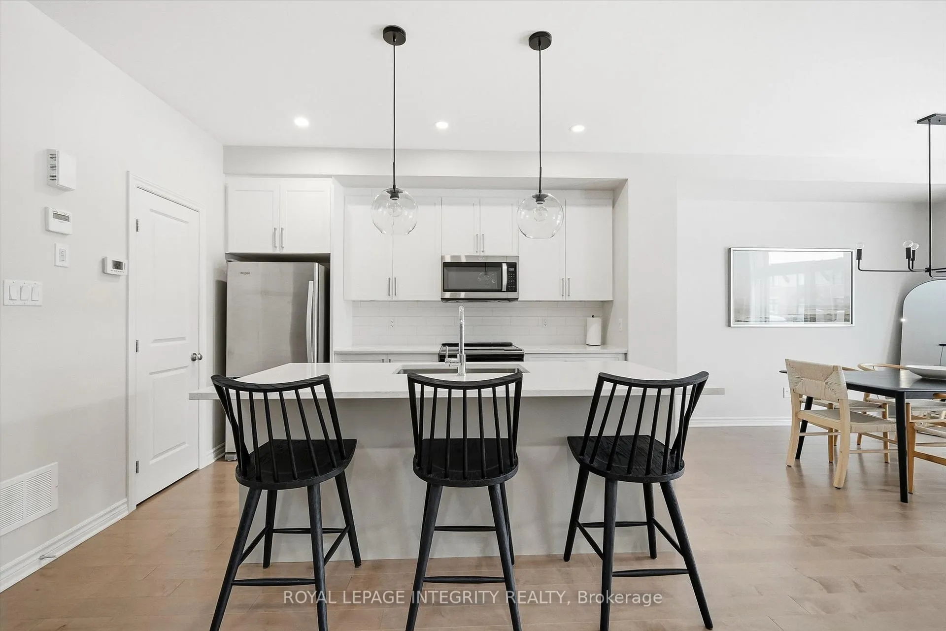 Photo 8 of 518 Stadacone Row, Ottawa, Avalon West — HOMEH