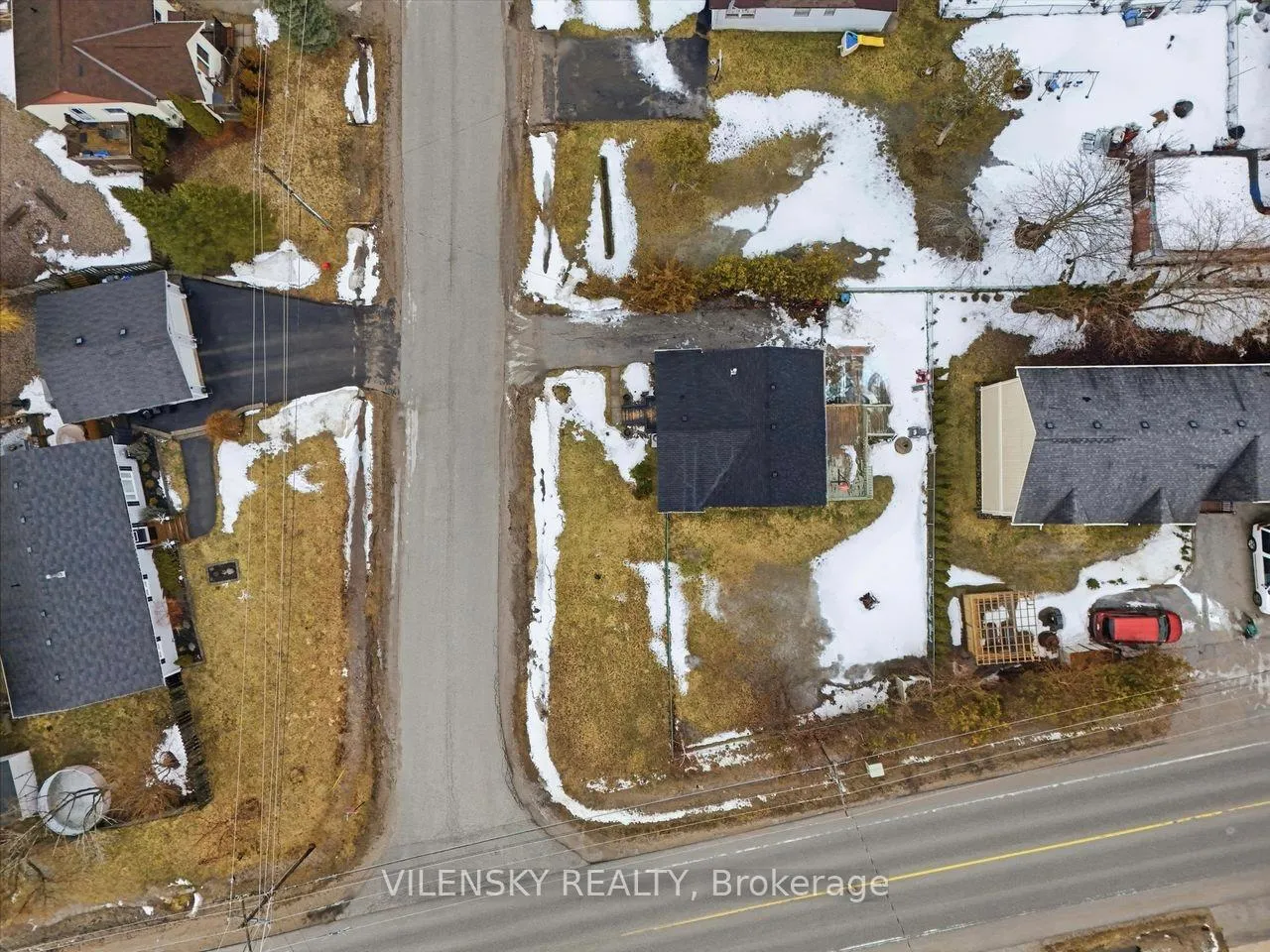 Photo 3 of 941 Vicrol Drive, Innisfil, Alcona — HOMEH