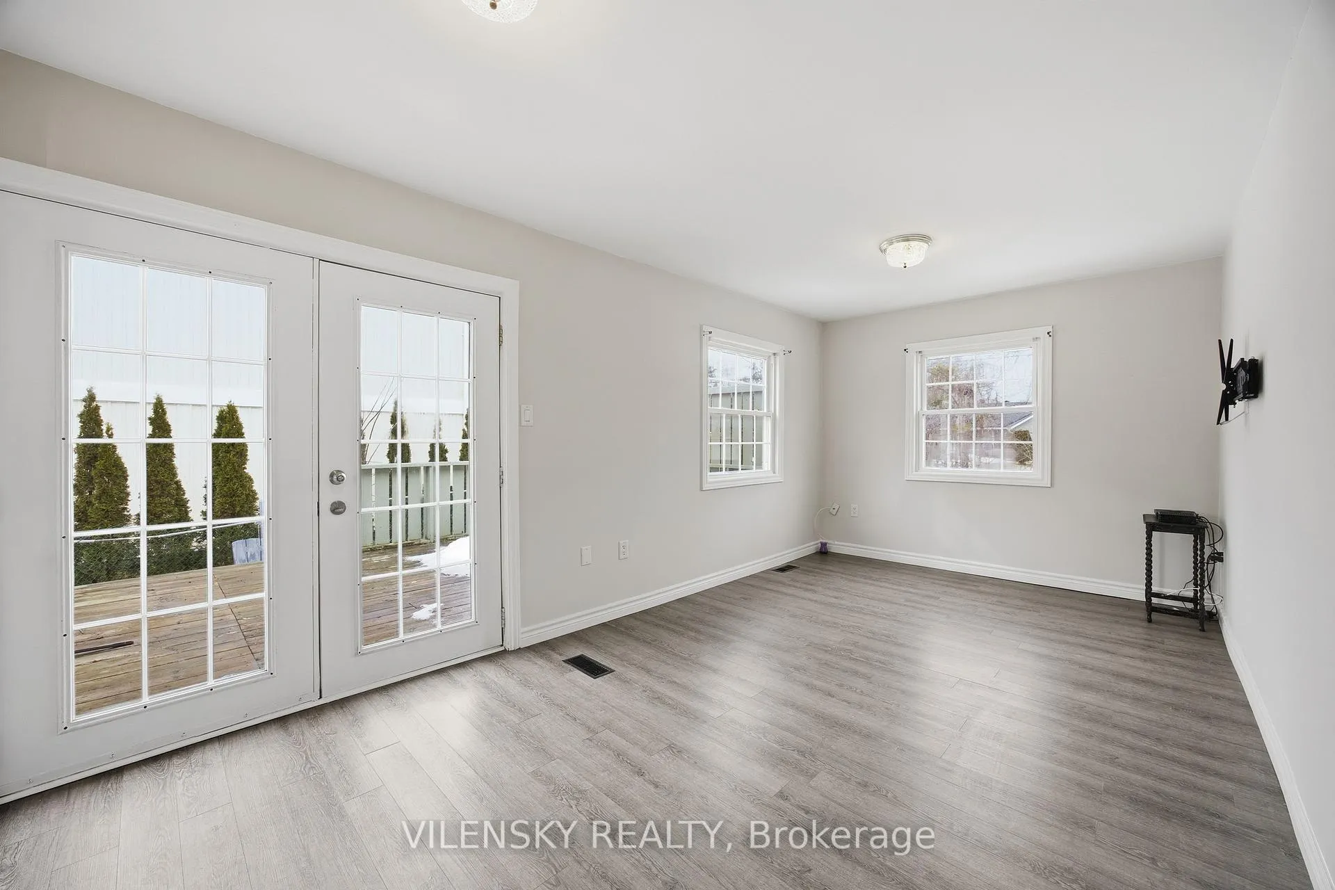 Photo 14 of 941 Vicrol Drive, Innisfil, Alcona — HOMEH