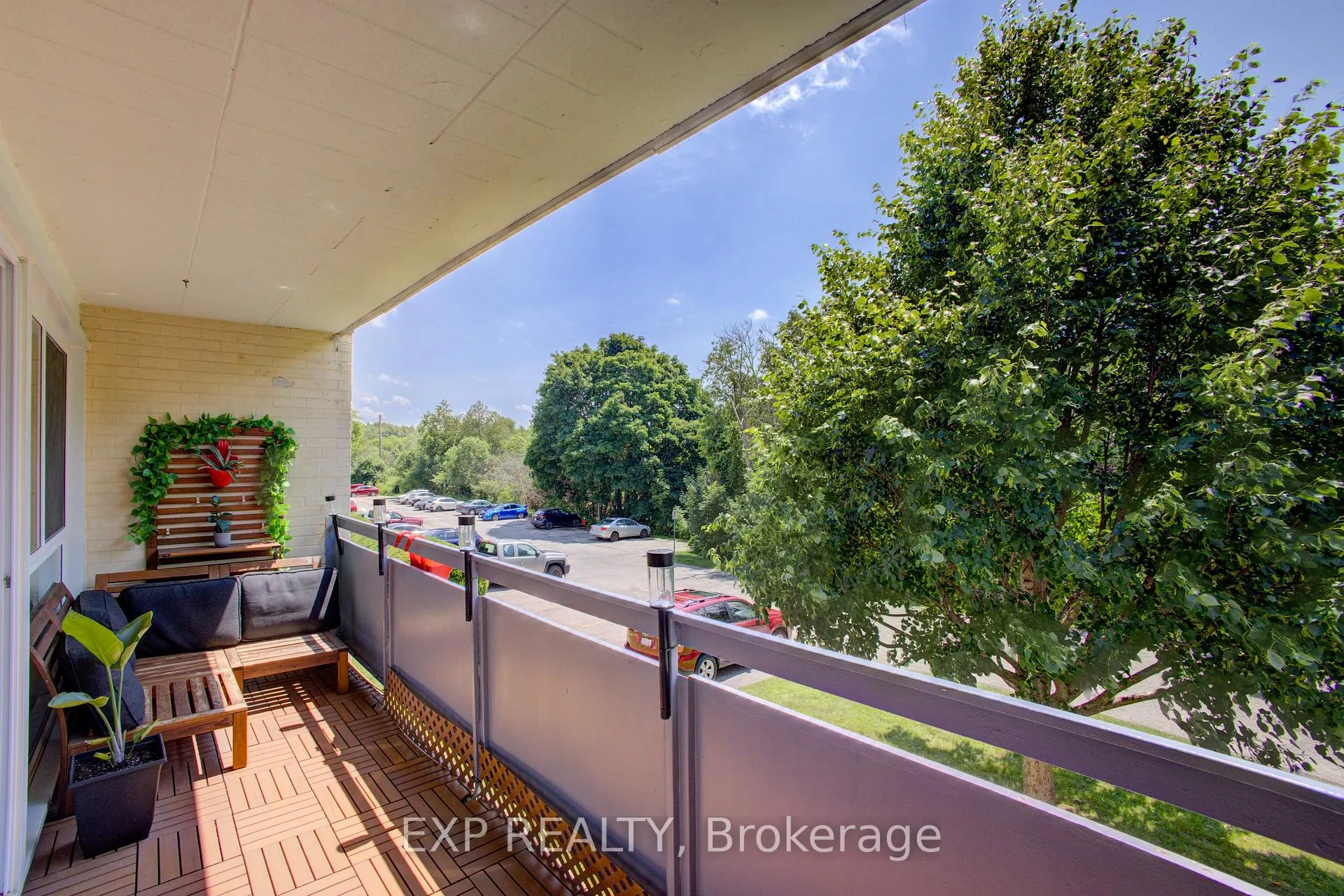 Photo 10 of Unit 202, 91 Conroy Crescent, Guelph, Dovercliffe Park/Old University — HOMEH