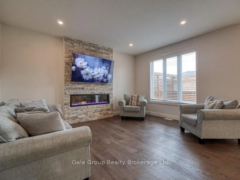 Photo 7 of 95 Thames Springs Crescent, Zorra, Thamesford — HOMEH