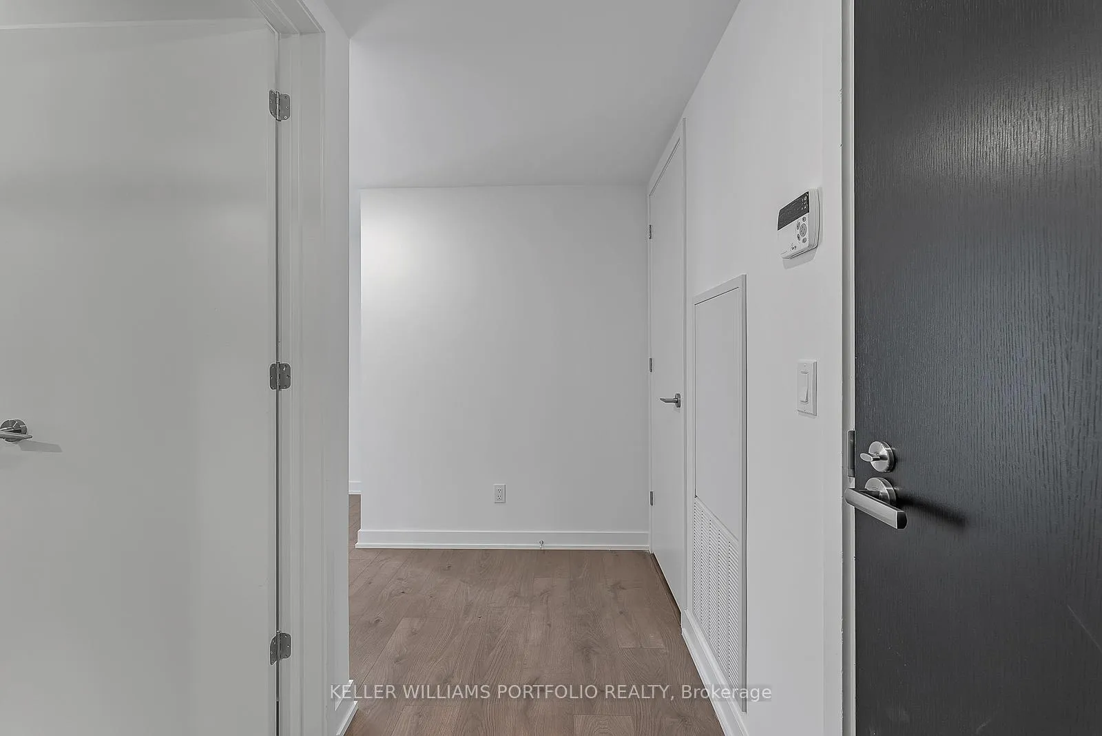 Photo 2 of Unit 3912, 501 Yonge Street, Toronto, Church-Yonge Corridor — HOMEH