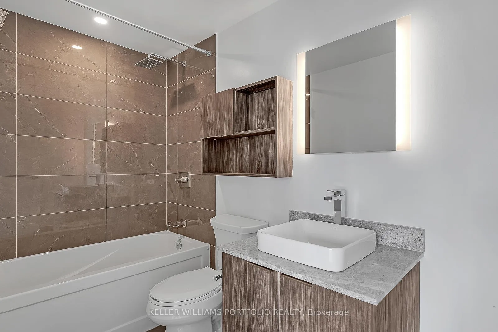 Photo 17 of Unit 3912, 501 Yonge Street, Toronto, Church-Yonge Corridor — HOMEH