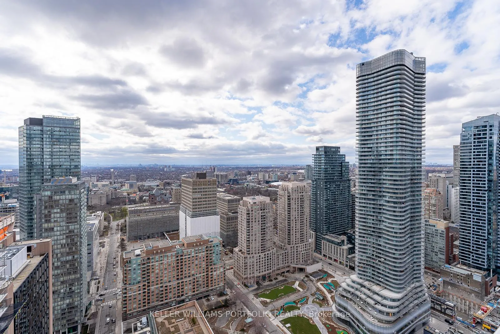 Photo 20 of Unit 3912, 501 Yonge Street, Toronto, Church-Yonge Corridor — HOMEH