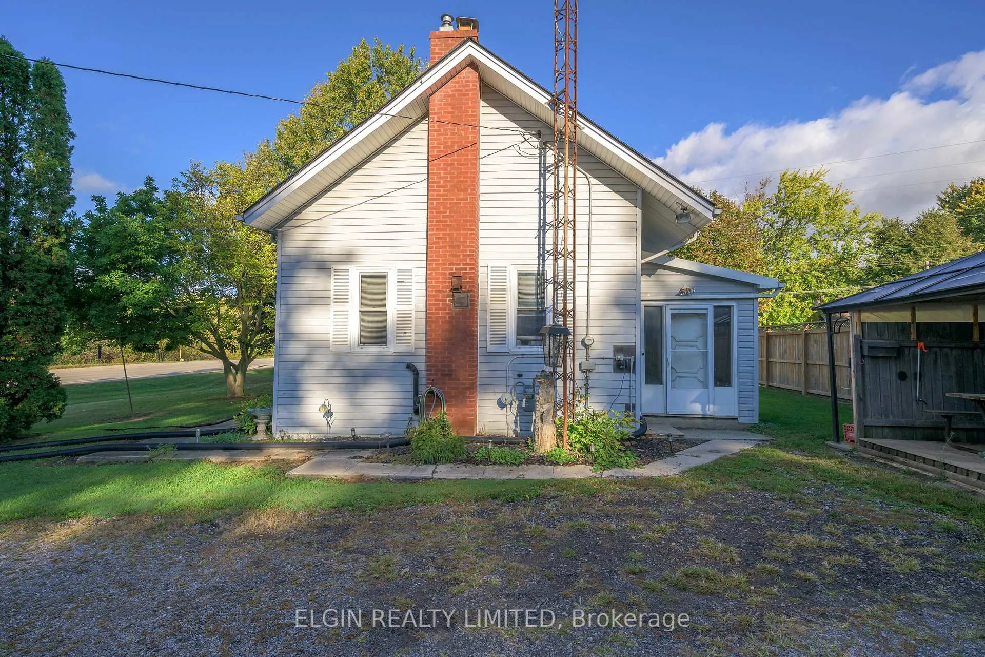 Photo 10 of 9704 Union Road, Southwold, Shedden — HOMEH