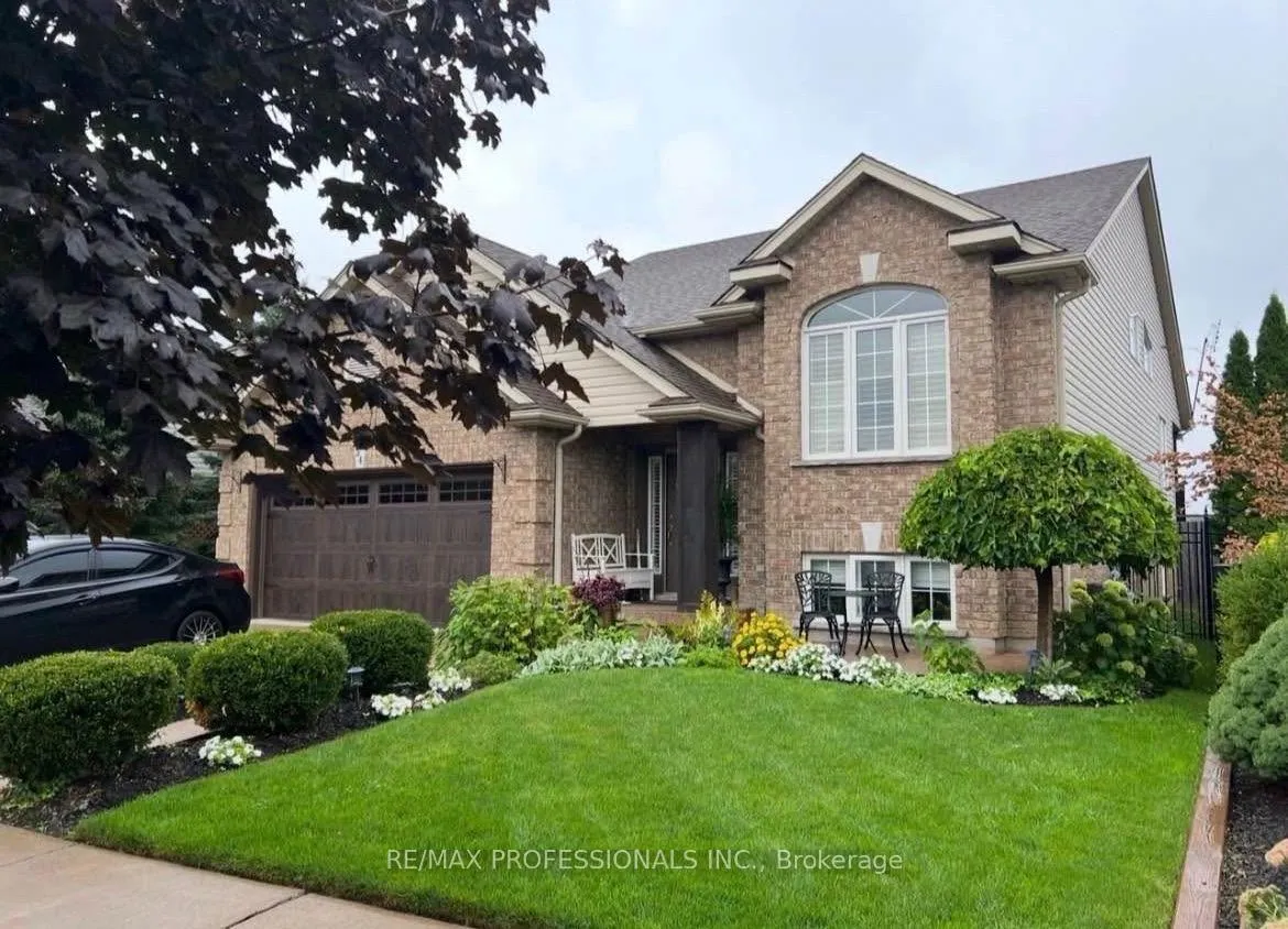 Photo 1 of 54 Nicholas Drive, St. Catharines, Rykert/Vansickle — HOMEH