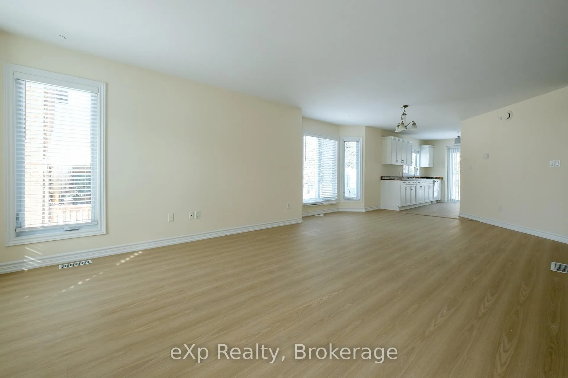 Photo 9 of 650 6th Street E, Owen Sound — HOMEH
