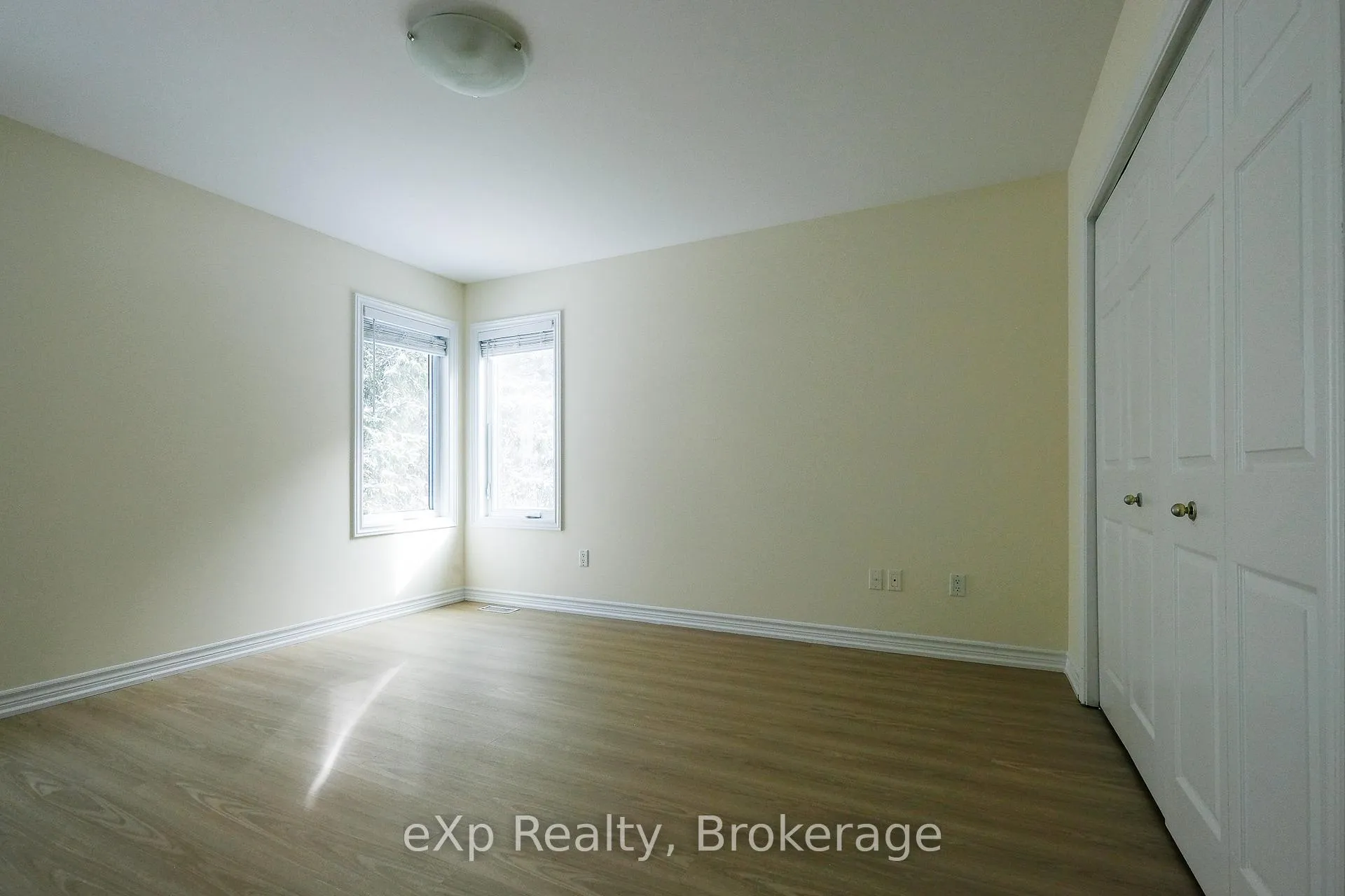 Photo 15 of 650 6th Street E, Owen Sound — HOMEH