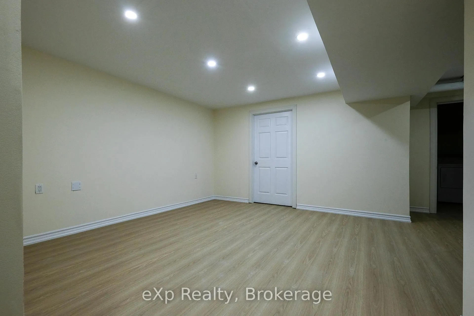 Photo 21 of 650 6th Street E, Owen Sound — HOMEH