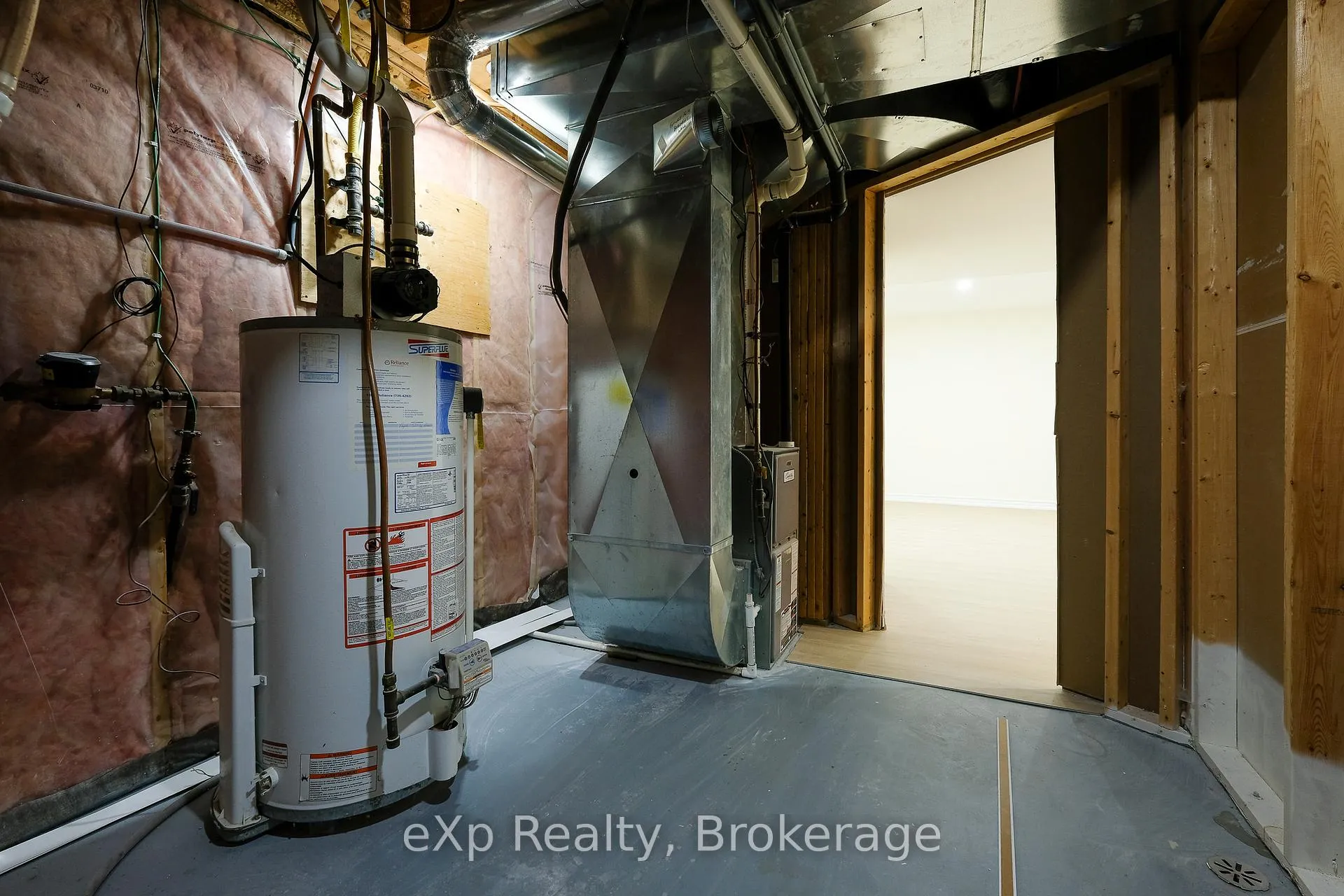 Photo 28 of 650 6th Street E, Owen Sound — HOMEH