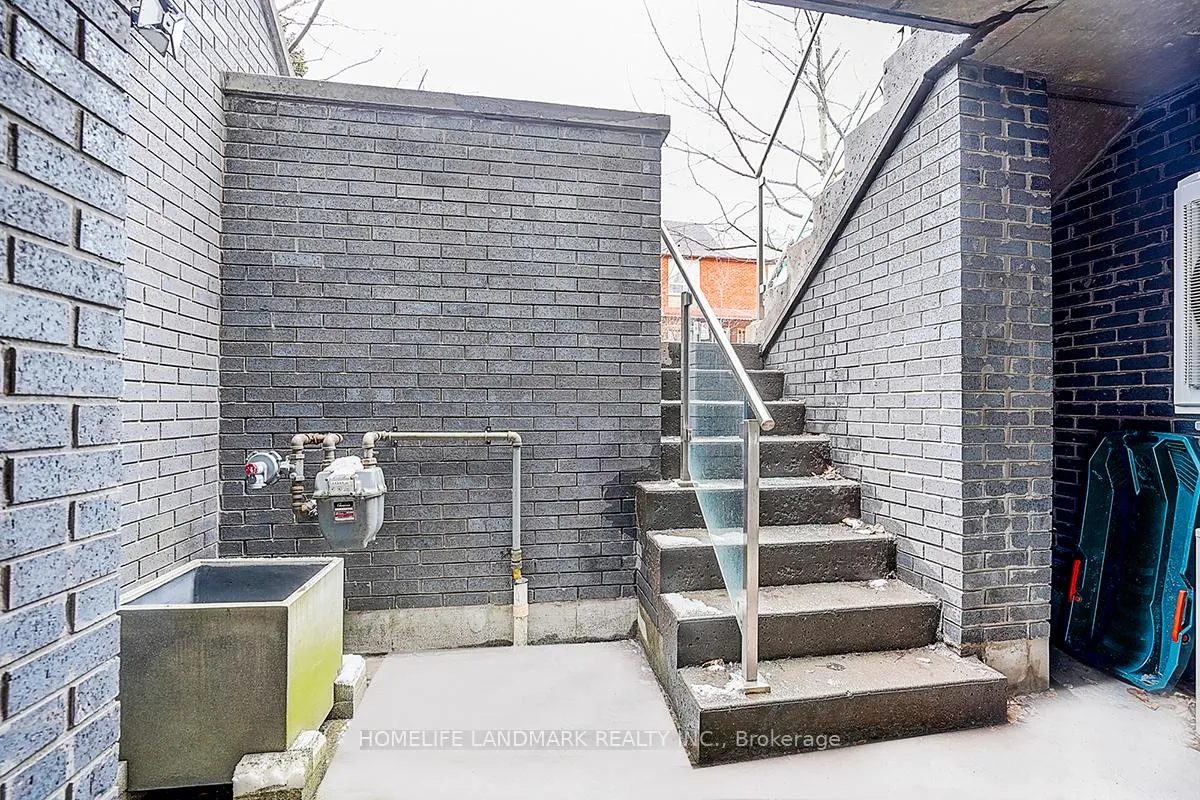 Photo 48 of 295 Roxton Road, Toronto, Palmerston-Little Italy — HOMEH