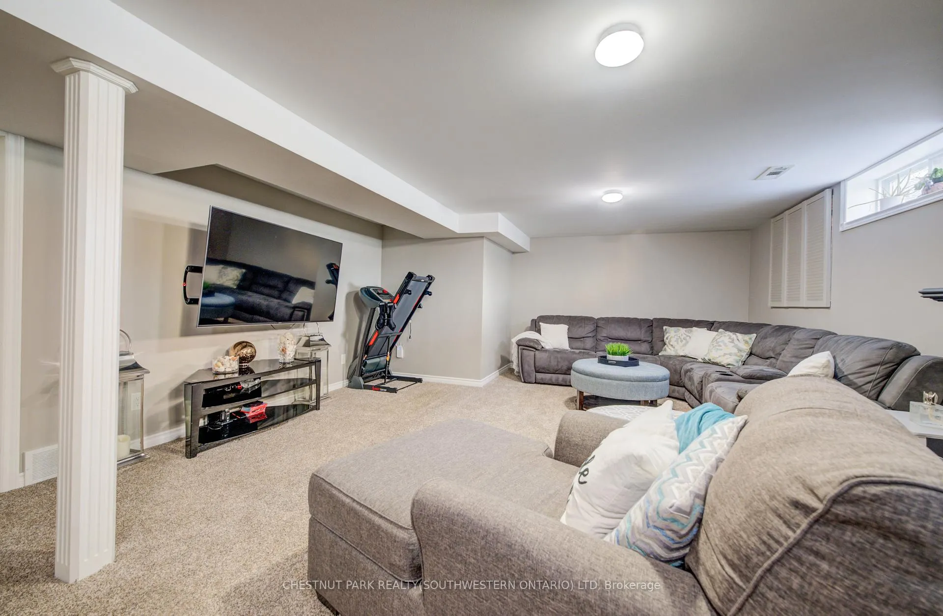 Photo 24 of 50 Farrier Drive, Kitchener, Pioneer Park — HOMEH