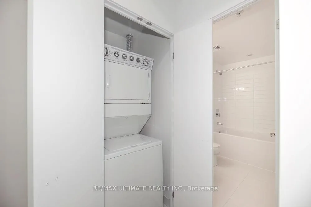 Photo 19 of Unit 501, 32 Camden Street, Toronto, Waterfront Communities — HOMEH