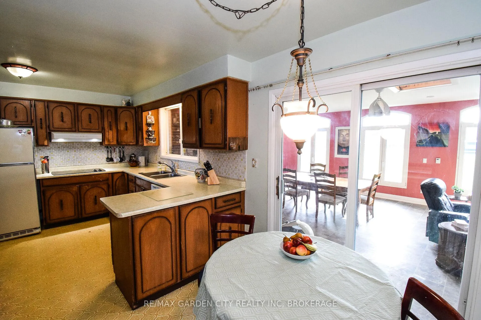 Photo 16 of 9735 Carl Road, Niagara Falls, Schisler — HOMEH