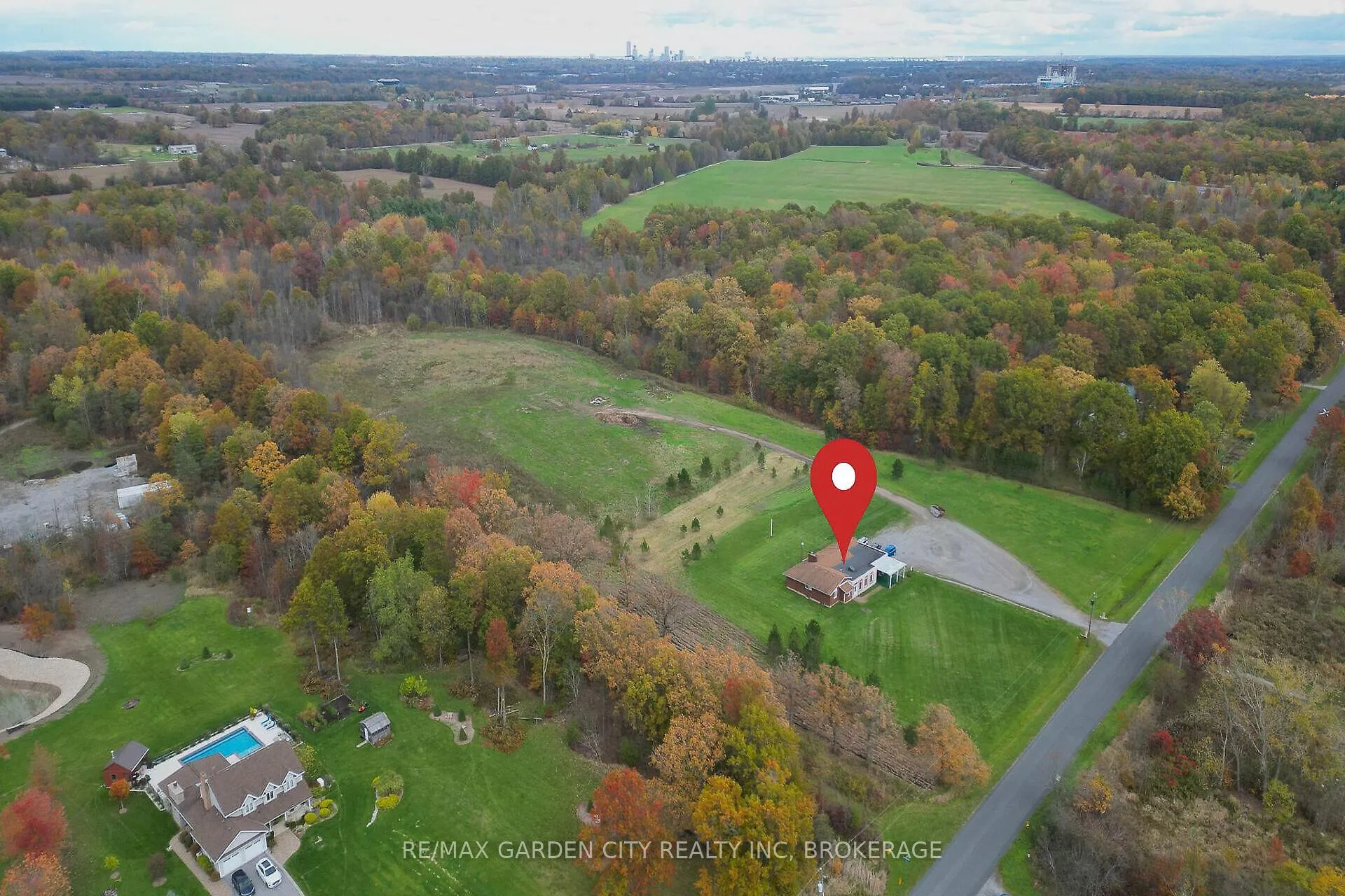 Photo 44 of 9735 Carl Road, Niagara Falls, Schisler — HOMEH