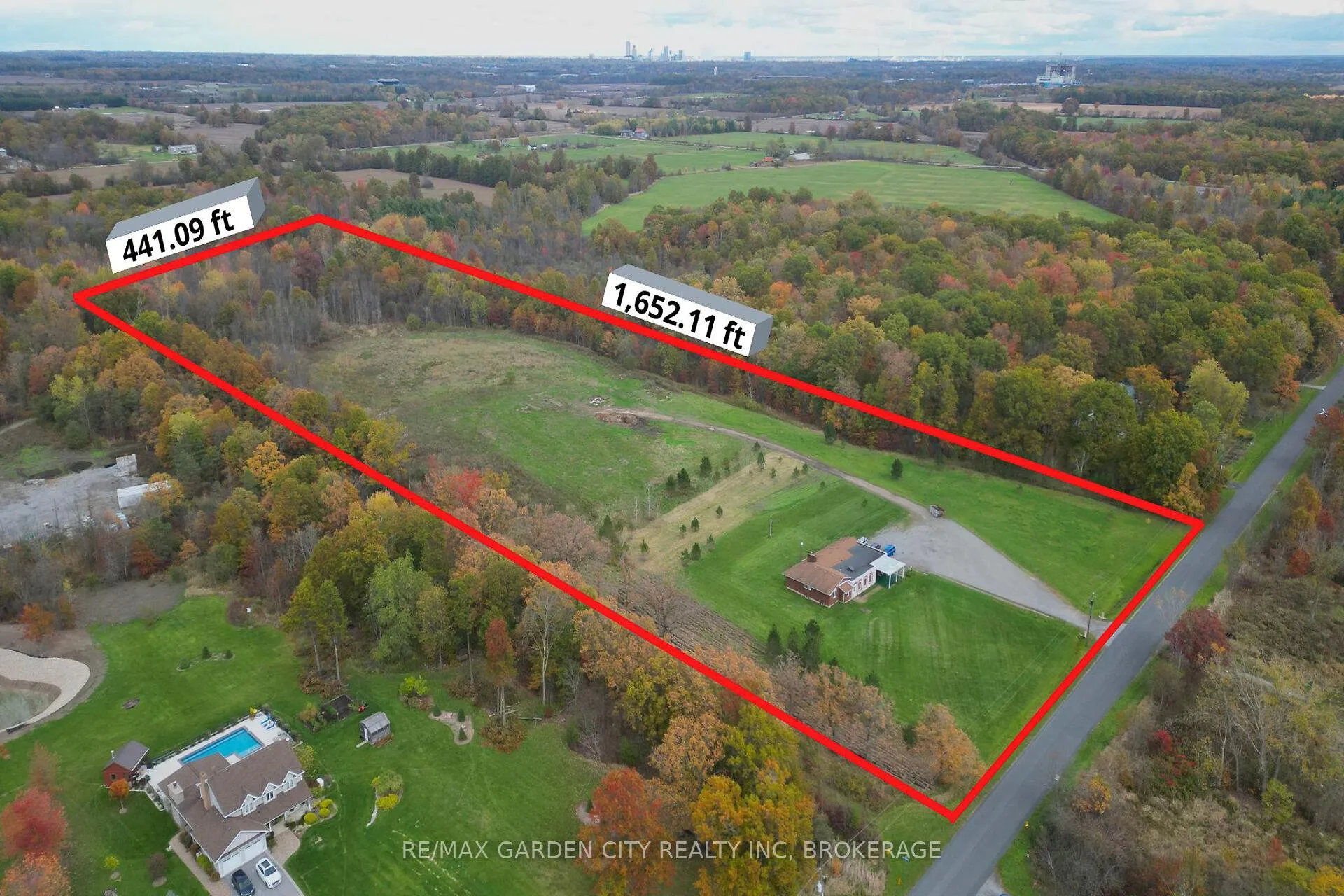 Photo 45 of 9735 Carl Road, Niagara Falls, Schisler — HOMEH