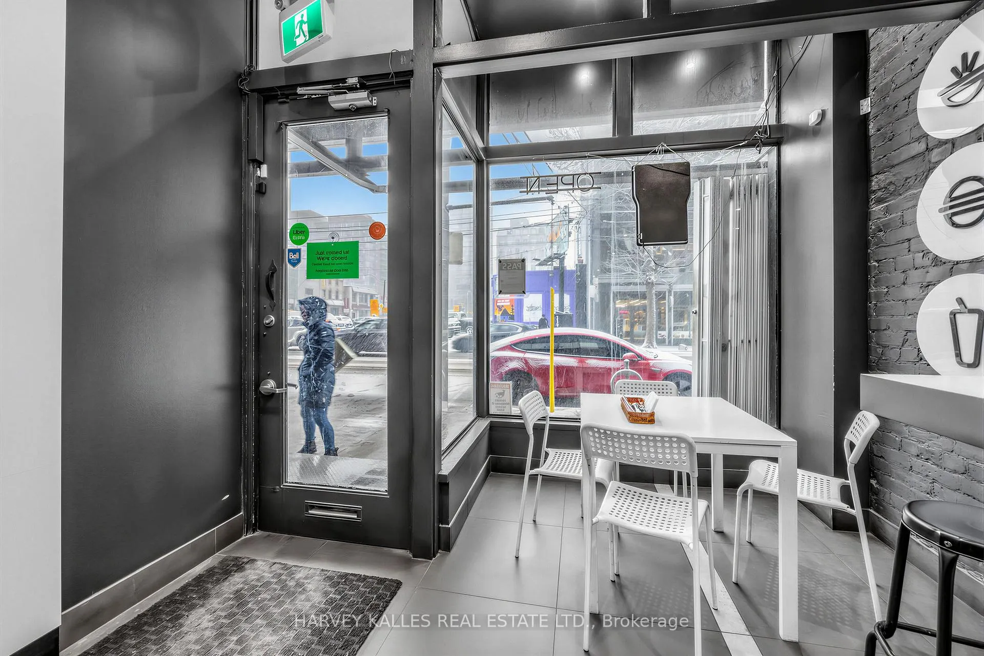 Photo 3 of 106 Queen Street E, Toronto, Church-Yonge Corridor — HOMEH