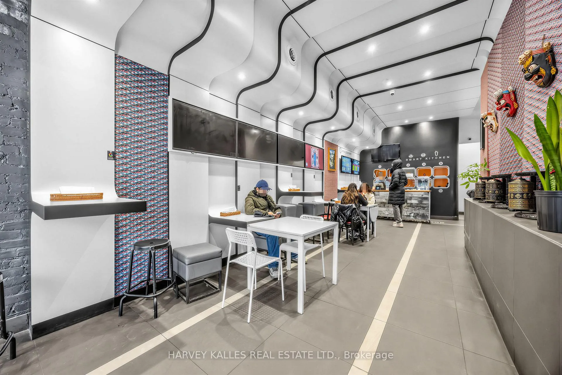 Photo 4 of 106 Queen Street E, Toronto, Church-Yonge Corridor — HOMEH
