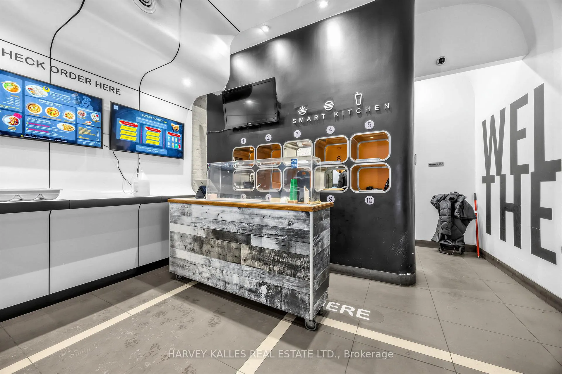 Photo 5 of 106 Queen Street E, Toronto, Church-Yonge Corridor — HOMEH