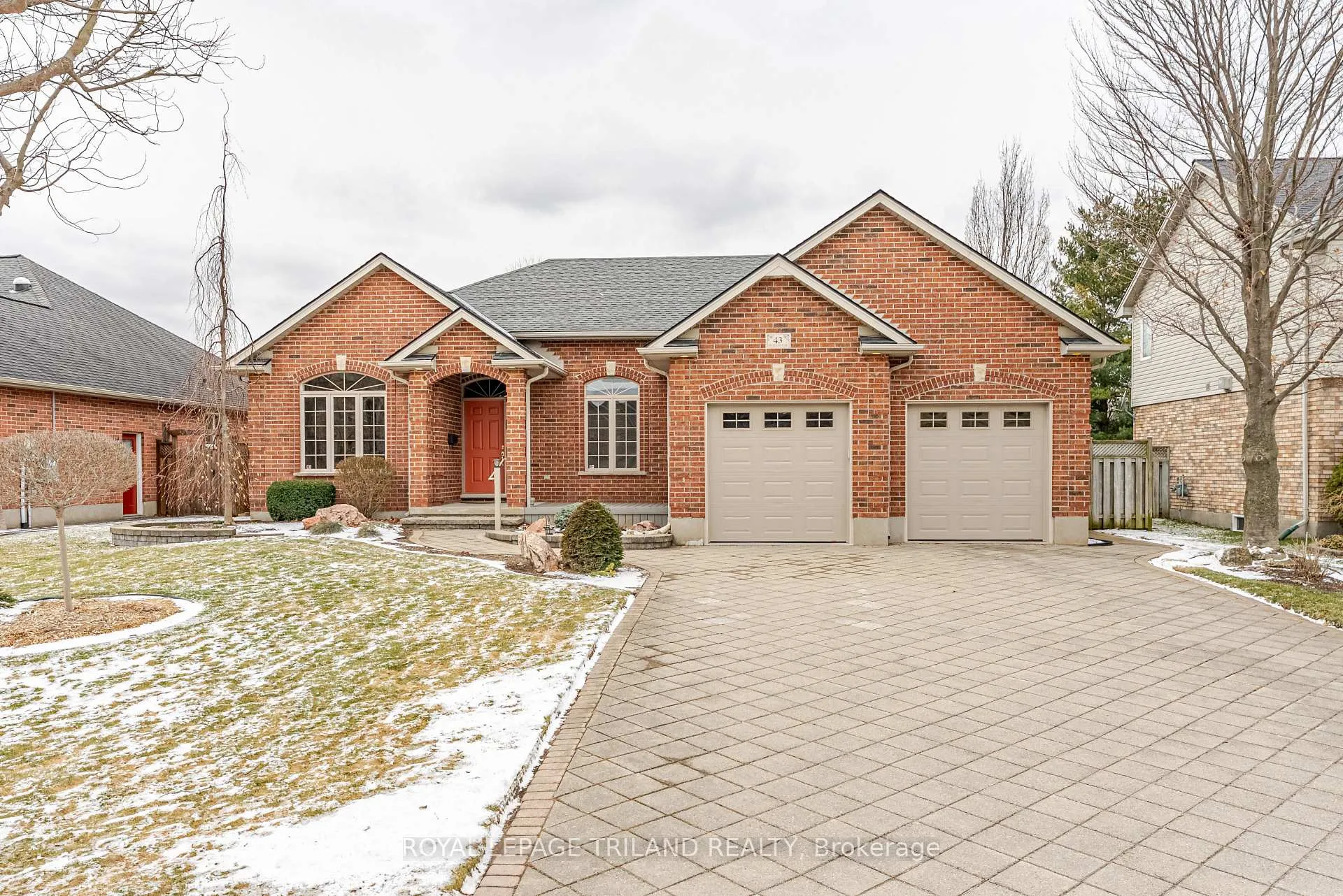 Photo 7 of 43 Pinehurst Drive, Thames Centre, Dorchester — HOMEH