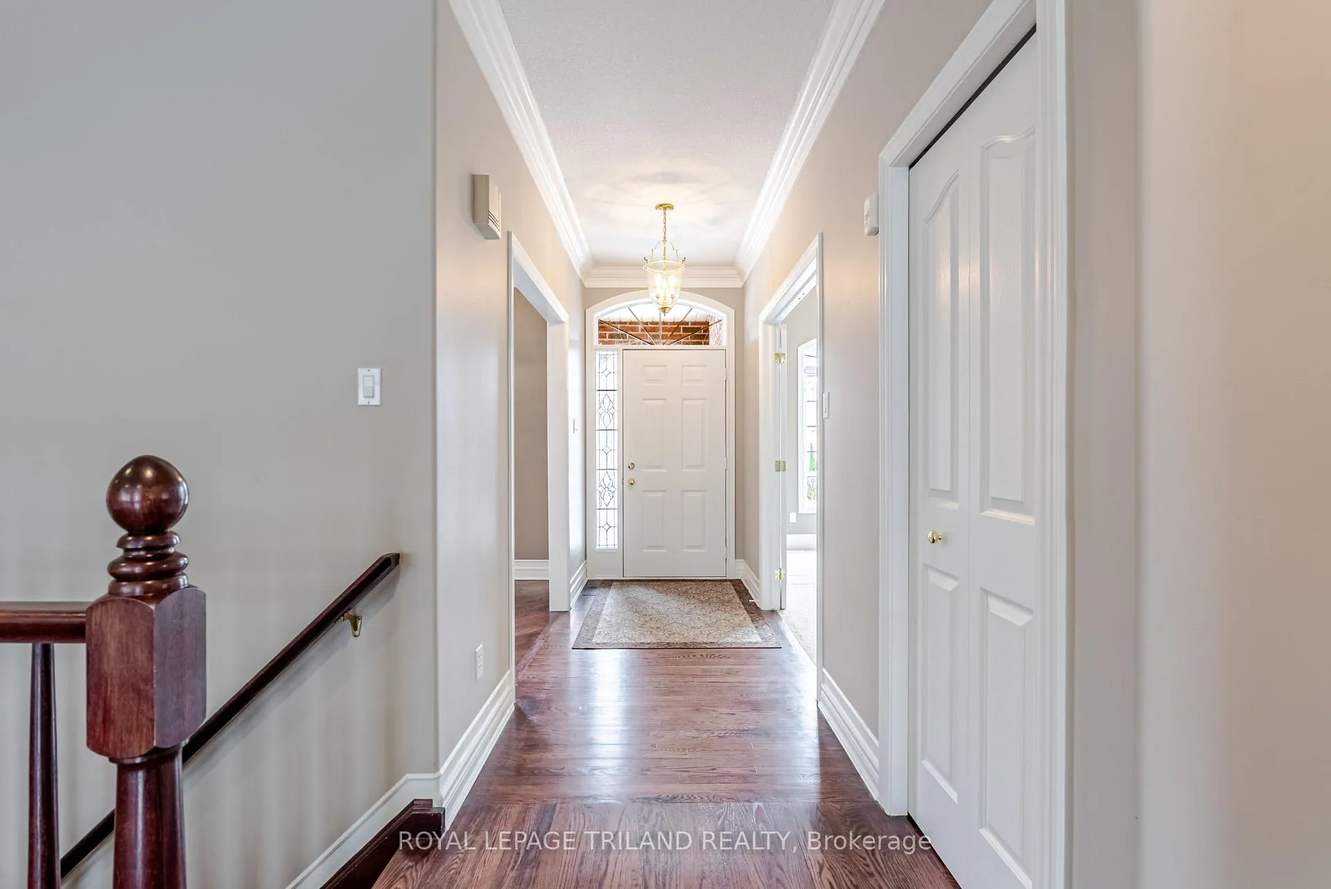 Photo 9 of 43 Pinehurst Drive, Thames Centre, Dorchester — HOMEH