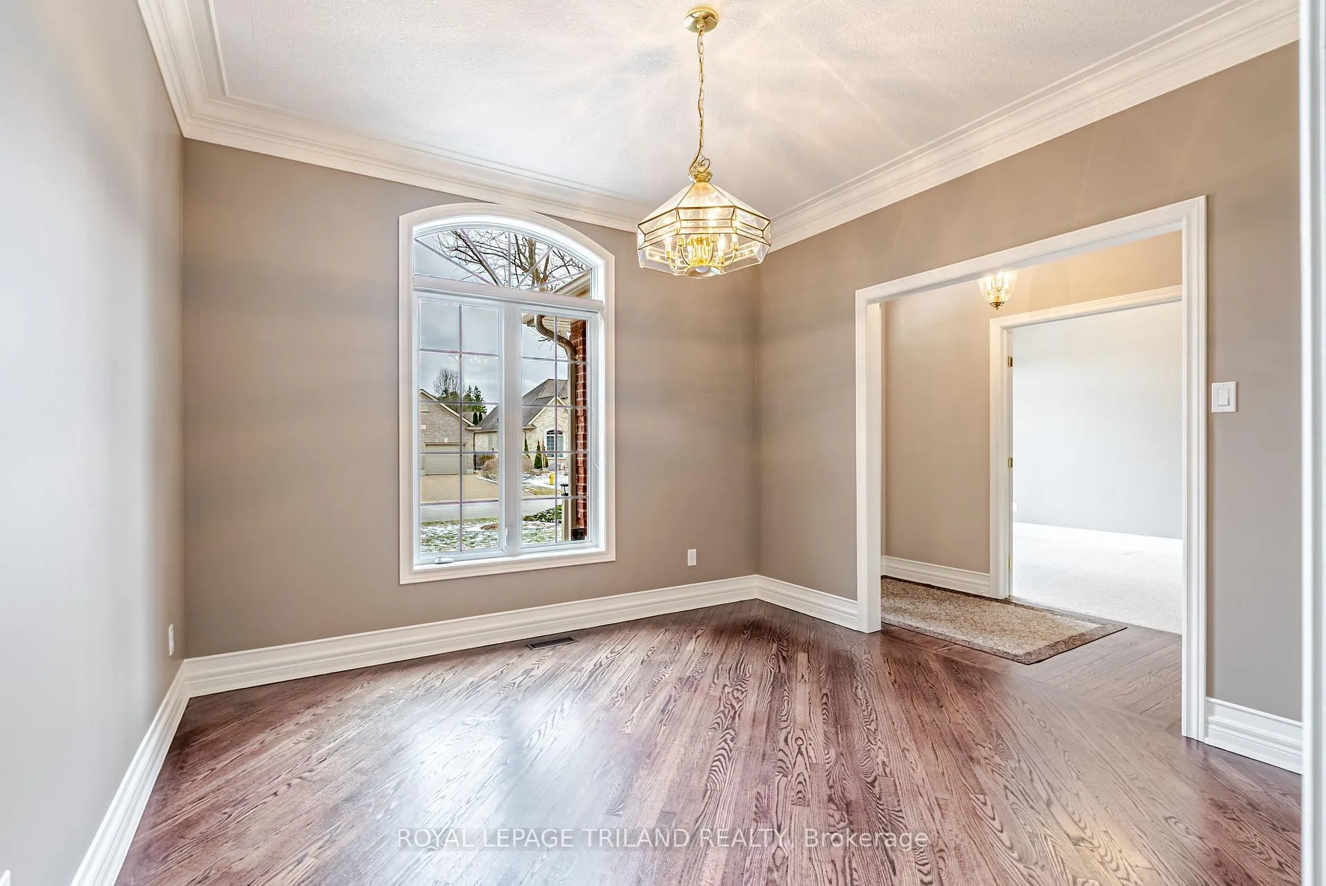 Photo 15 of 43 Pinehurst Drive, Thames Centre, Dorchester — HOMEH