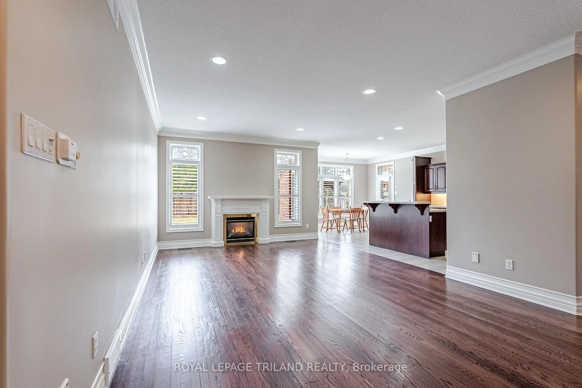 Photo 17 of 43 Pinehurst Drive, Thames Centre, Dorchester — HOMEH