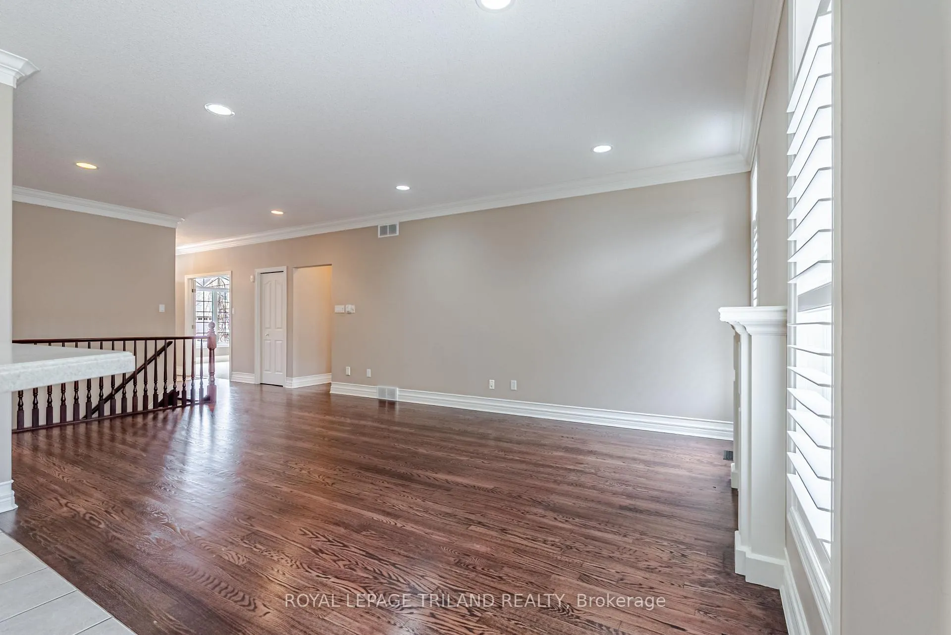 Photo 19 of 43 Pinehurst Drive, Thames Centre, Dorchester — HOMEH