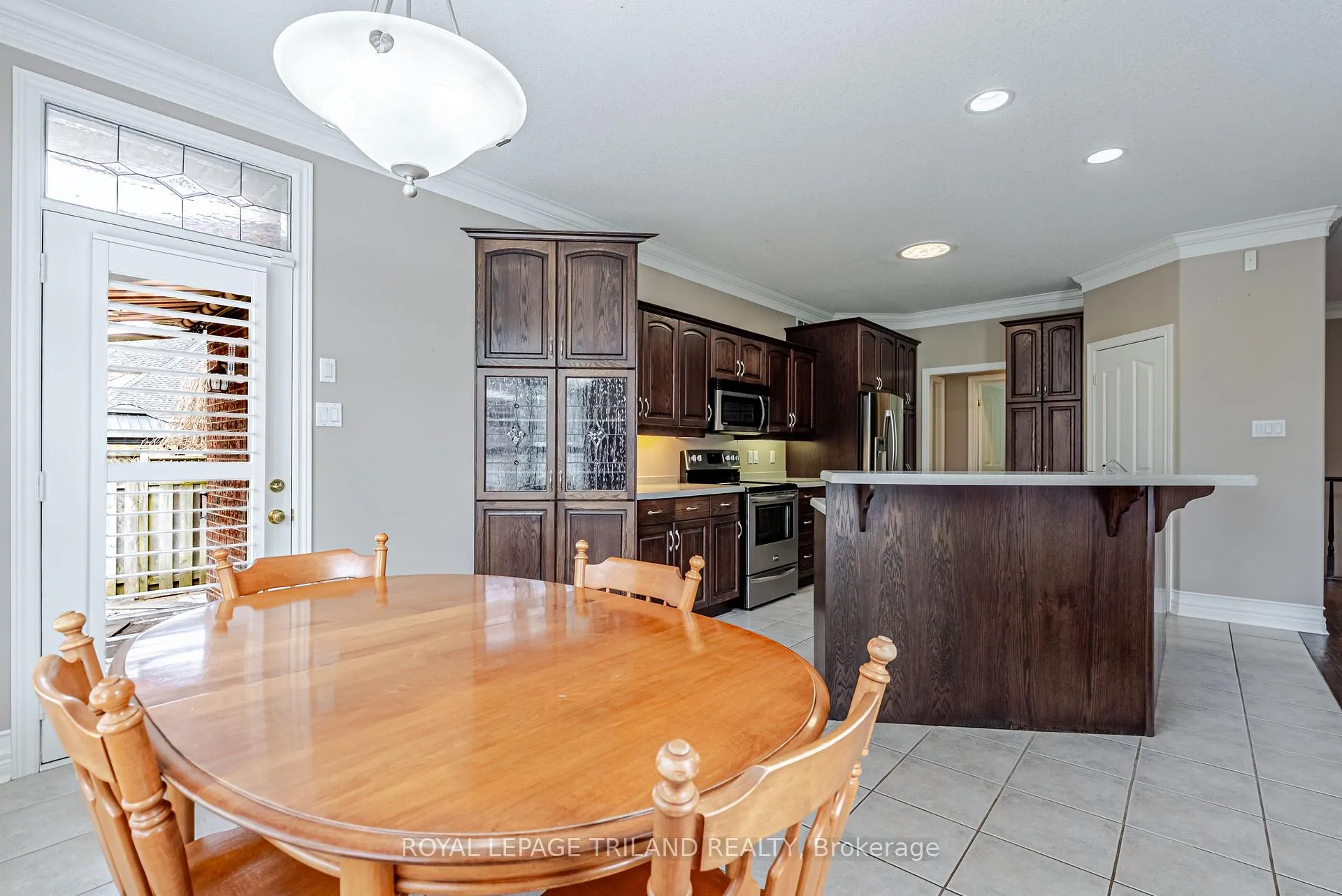 Photo 27 of 43 Pinehurst Drive, Thames Centre, Dorchester — HOMEH