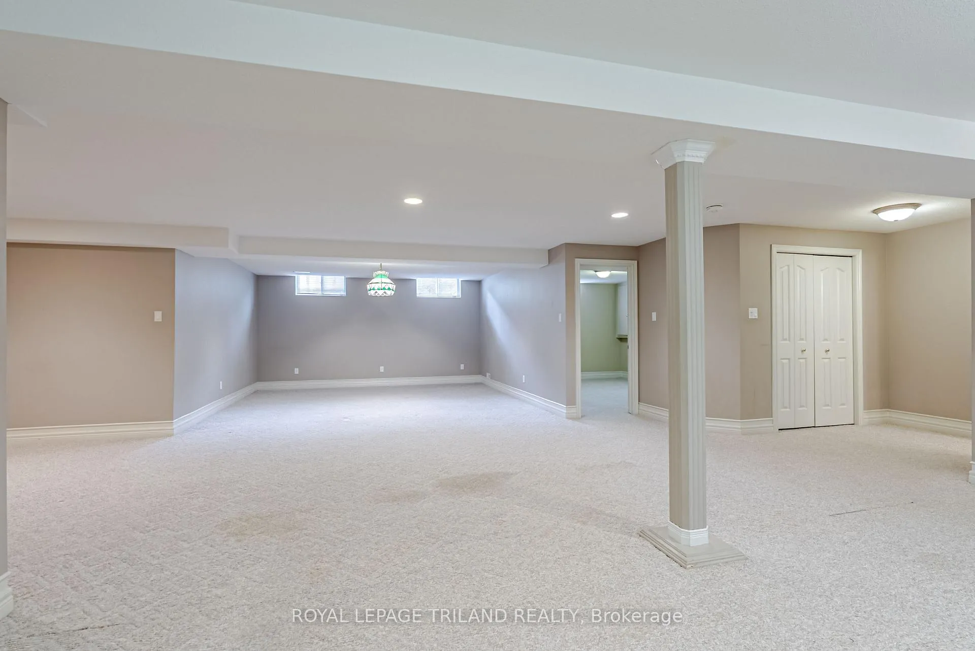 Photo 37 of 43 Pinehurst Drive, Thames Centre, Dorchester — HOMEH
