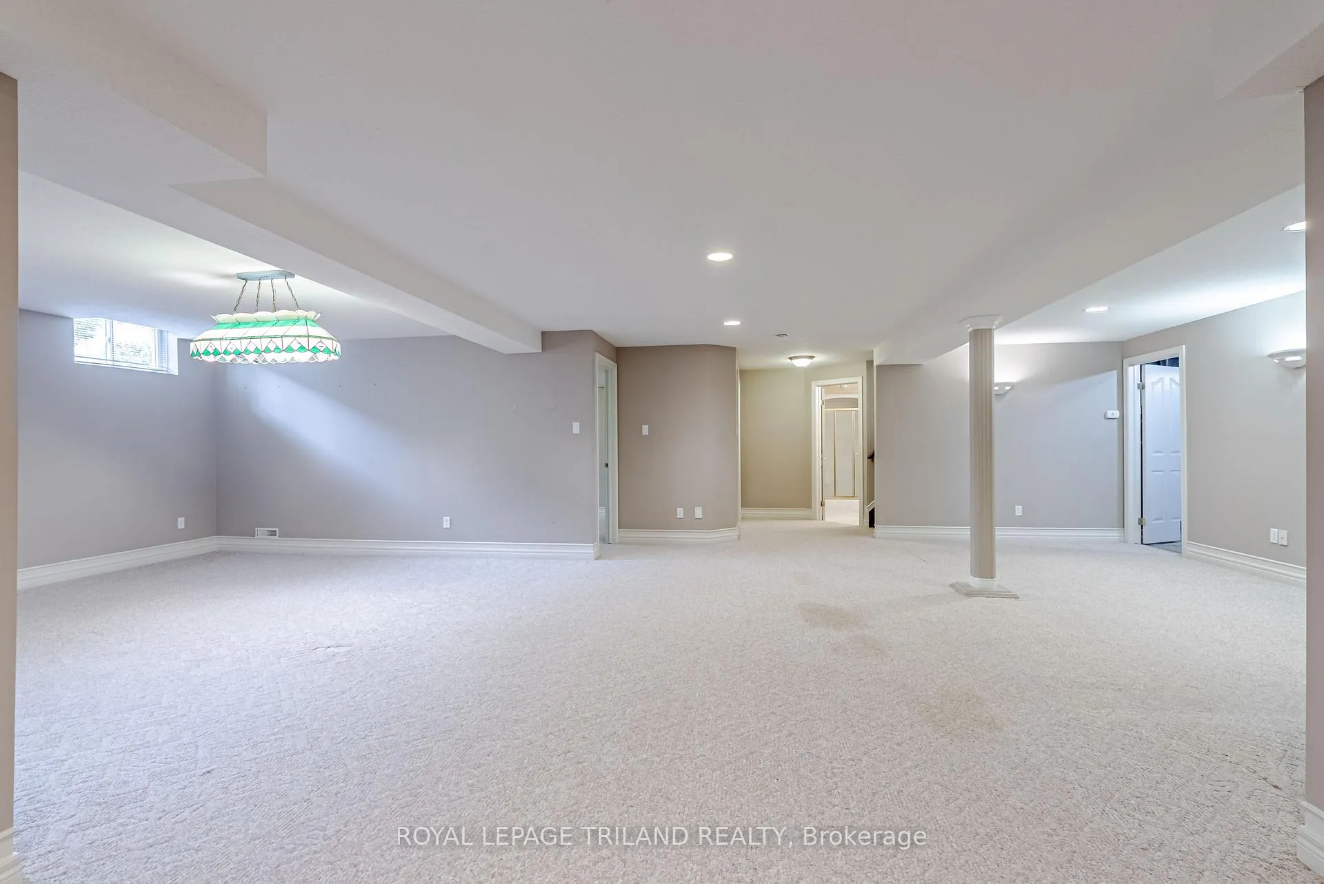 Photo 38 of 43 Pinehurst Drive, Thames Centre, Dorchester — HOMEH
